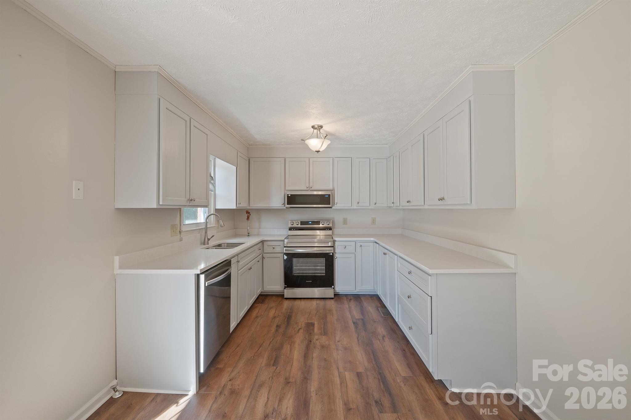 Single Family Residence at 4409 Magnolia Lane, Hudson, photo 16 of 45