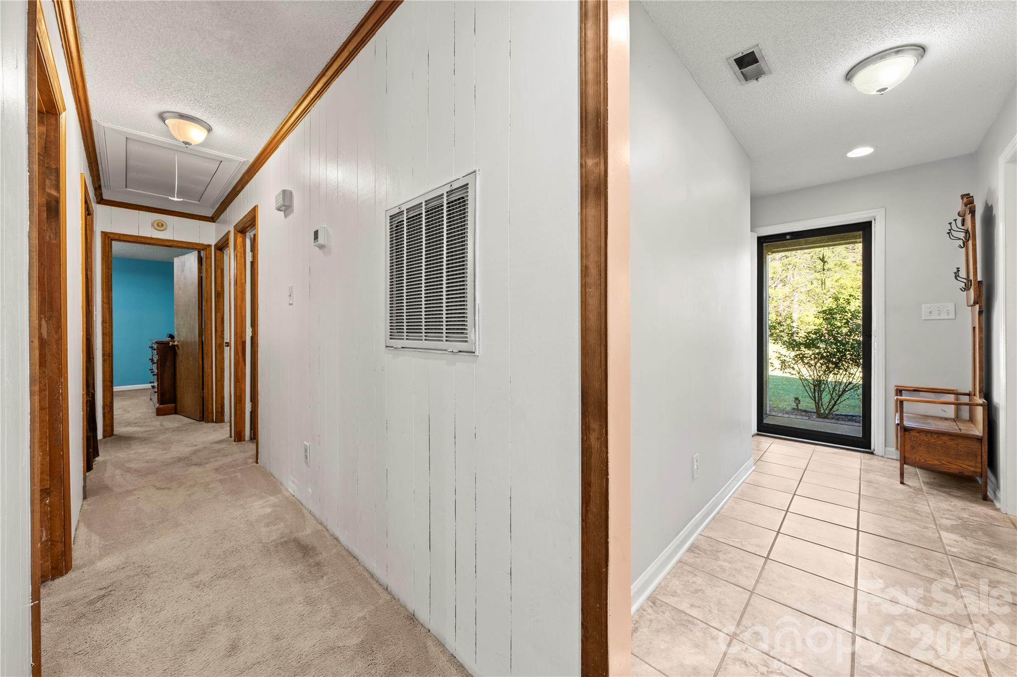 Single Family Residence at 1875 Davis Circle, Clover, photo 20 of 31