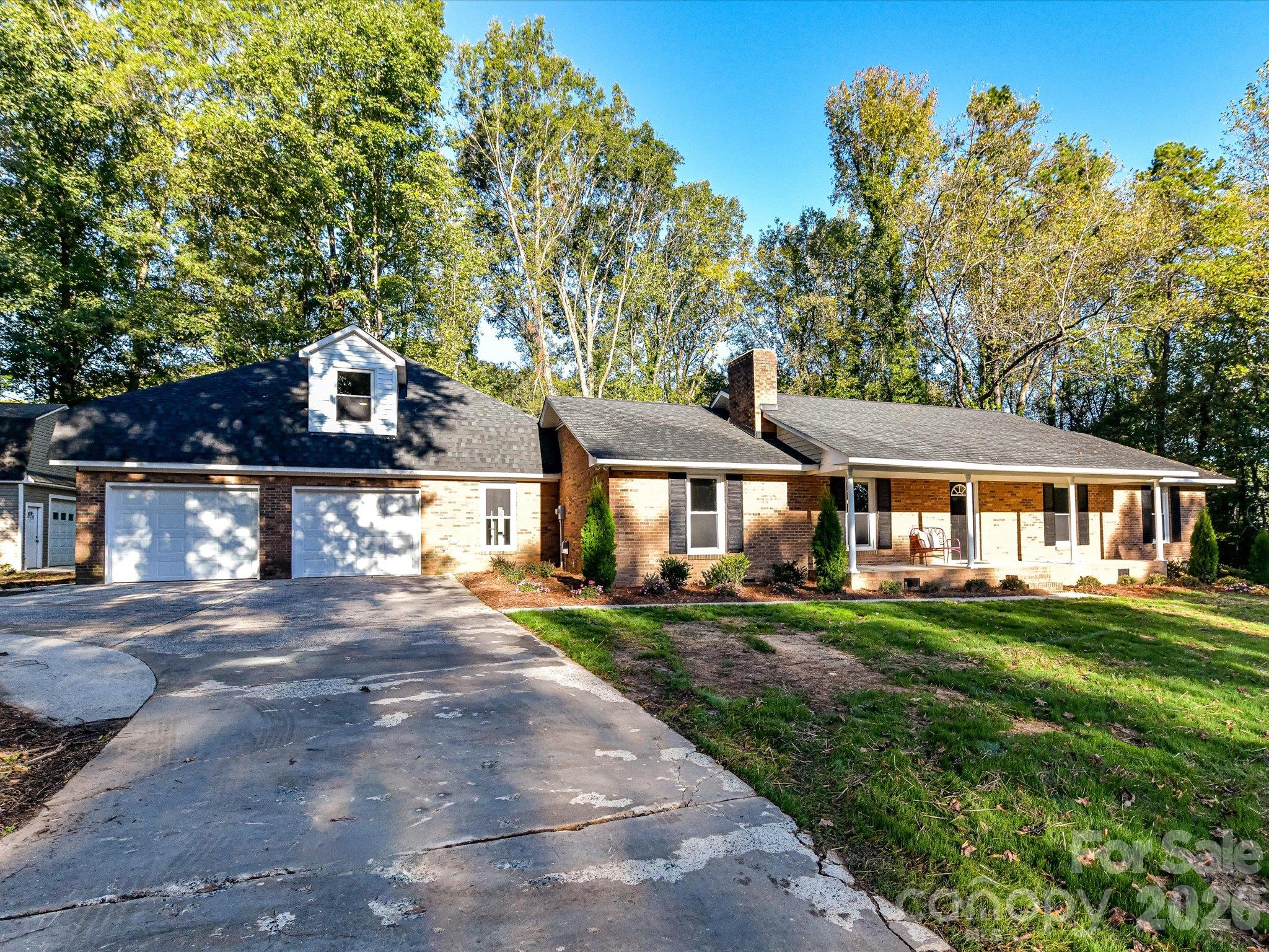Single Family Residence at 5509 Morgan Mill Road, Monroe, photo 3 of 41