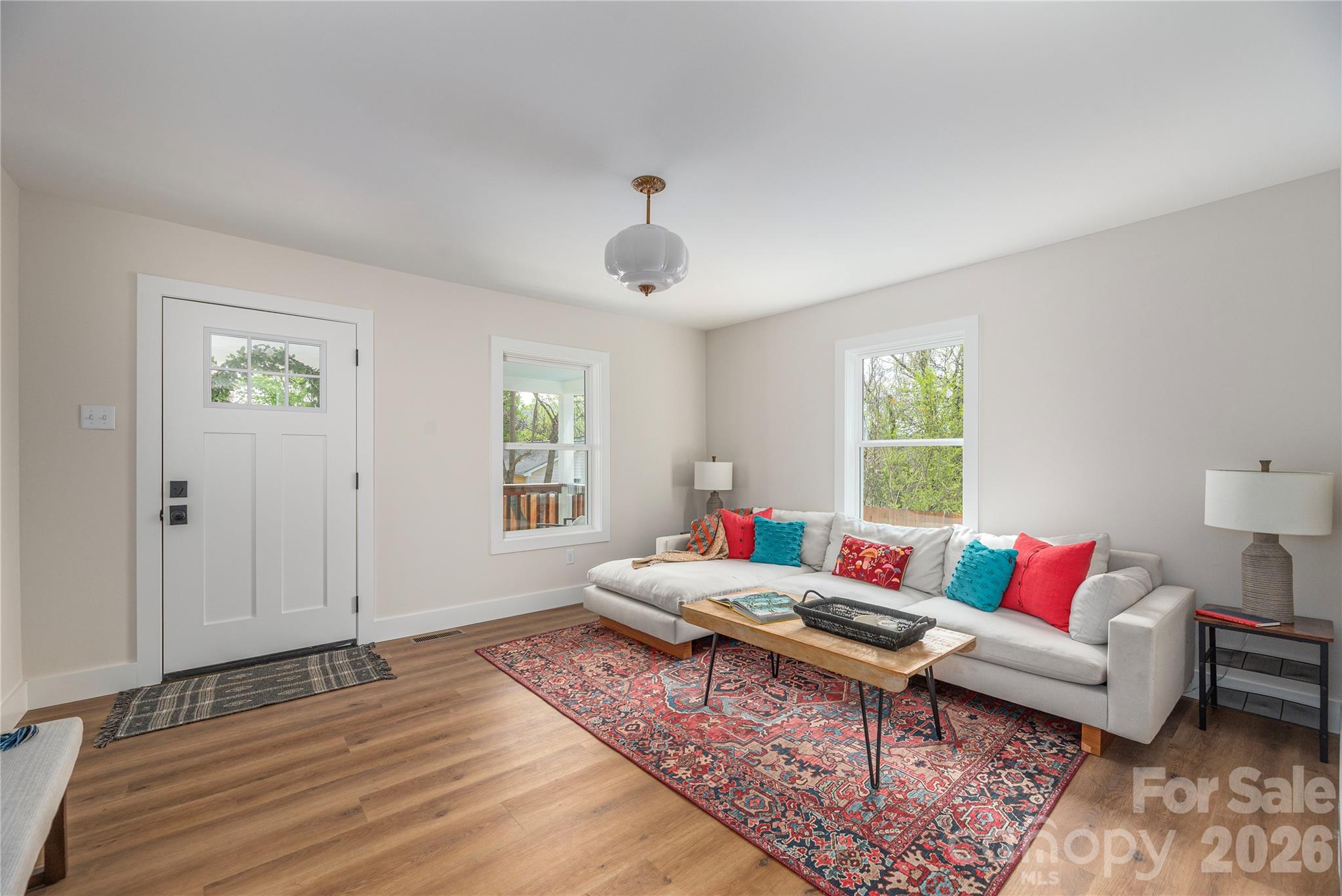 Home no longer staged. - 5 White Avenue, Asheville