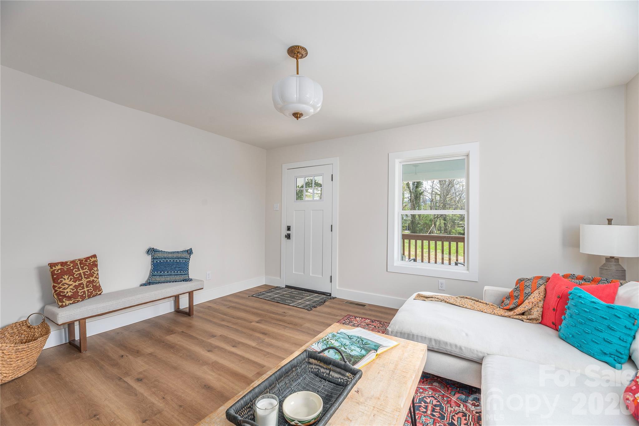 Home no longer staged. - 5 White Avenue, Asheville