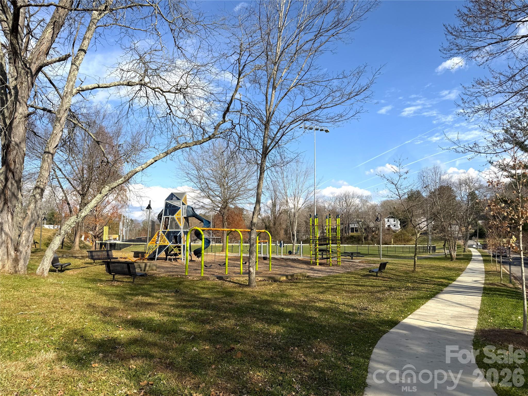 Single Family Residence at 5 White Avenue, Asheville, photo 18 of 20