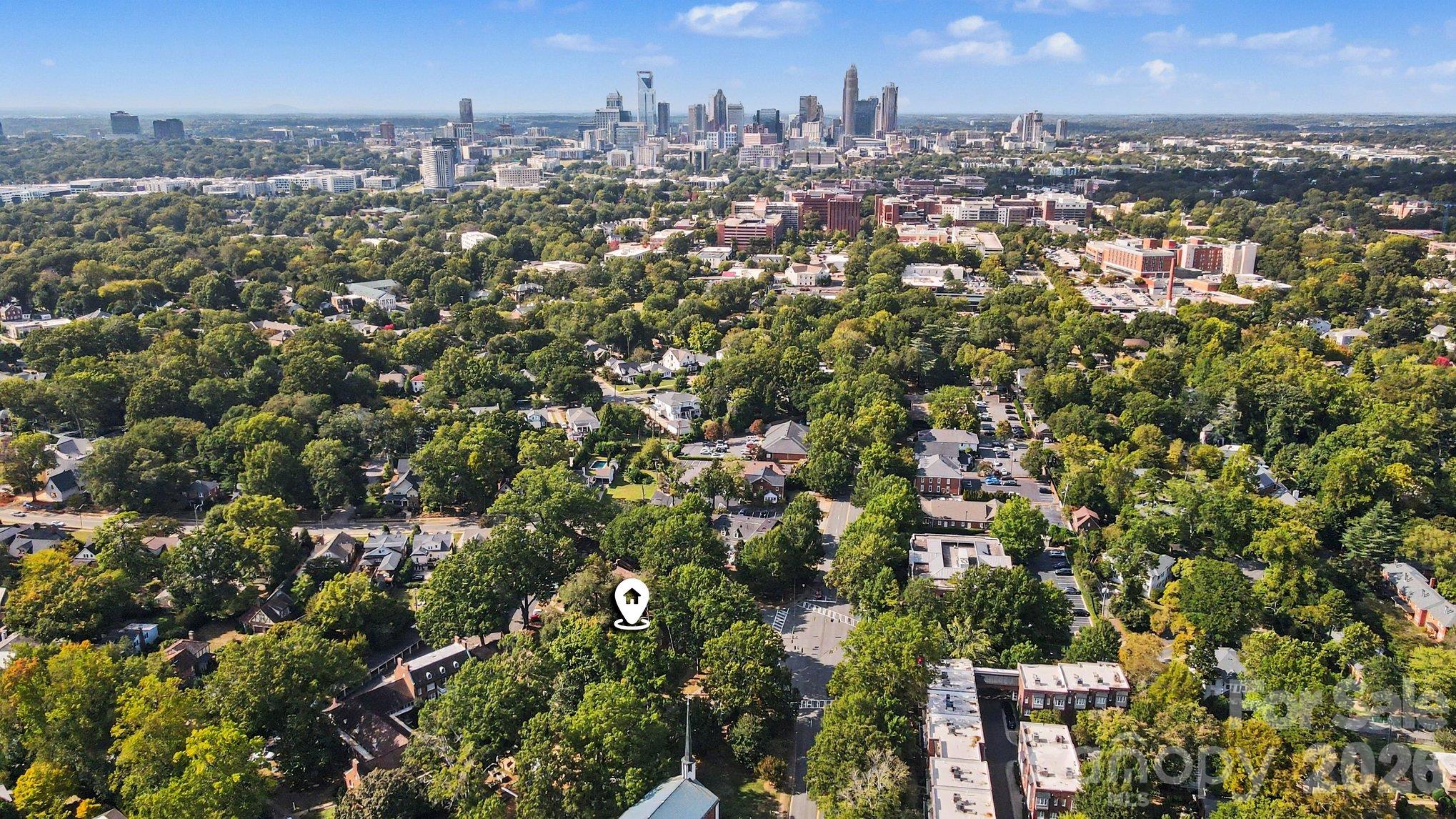 A short commute to Uptown - 101 S Laurel Avenue, Charlotte