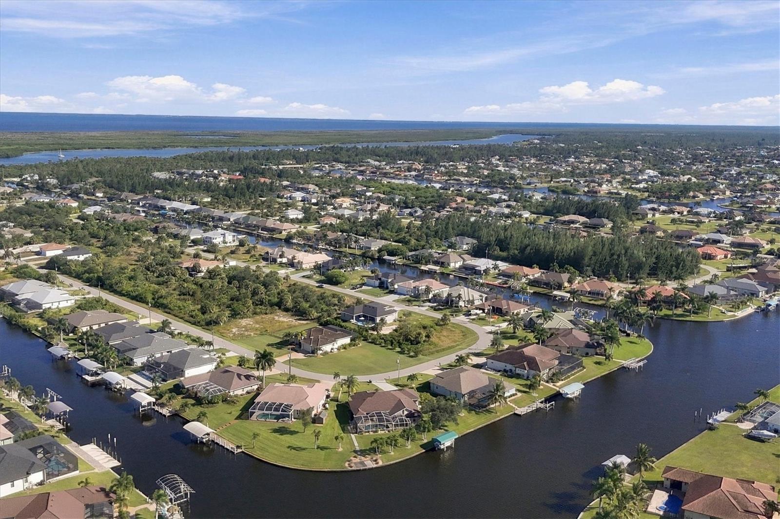Single Family Residence at 15715 VISCOUNT CIR, PORT CHARLOTTE, photo 15 of 41