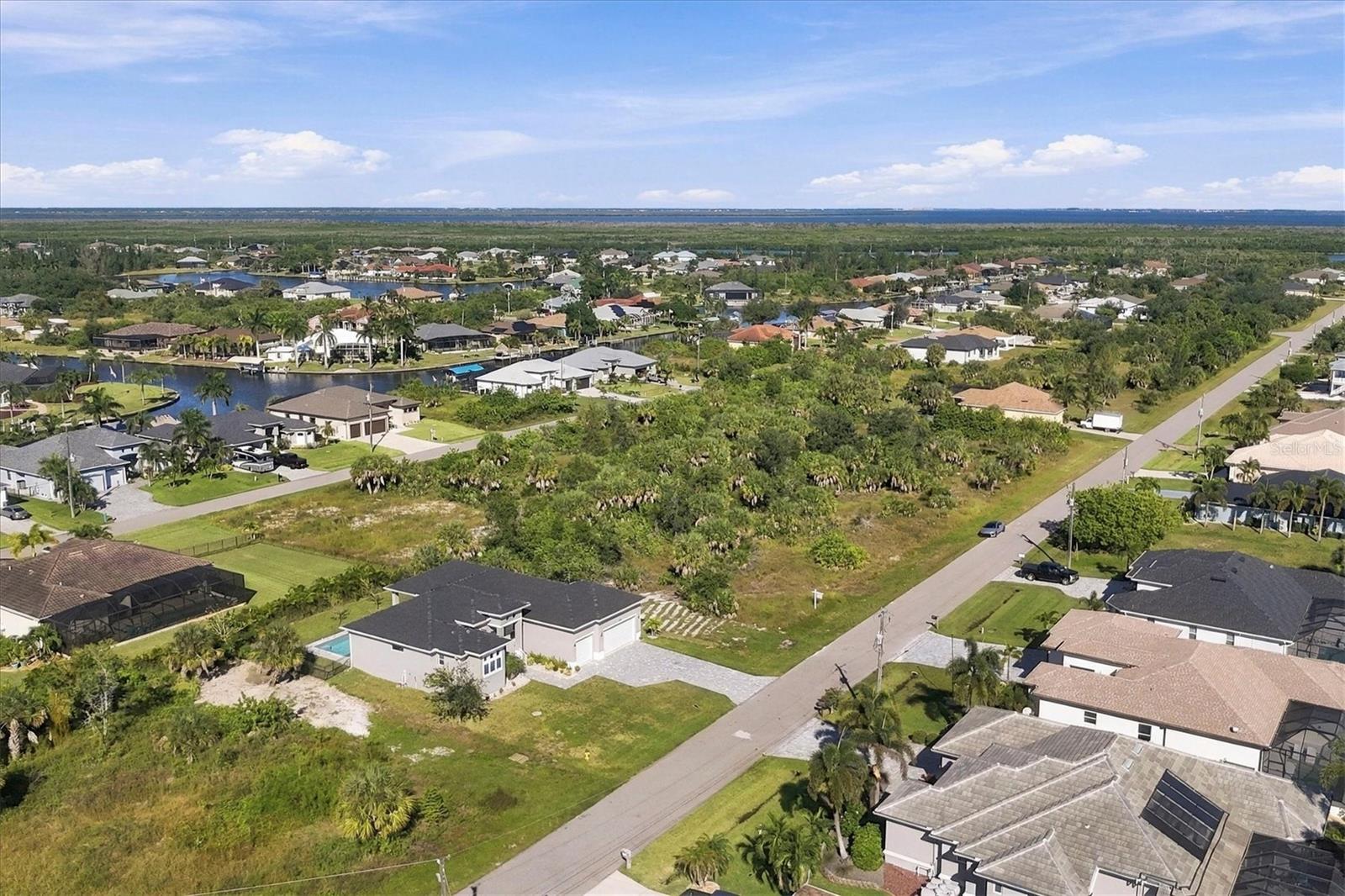 Single Family Residence at 15715 VISCOUNT CIR, PORT CHARLOTTE, photo 16 of 41