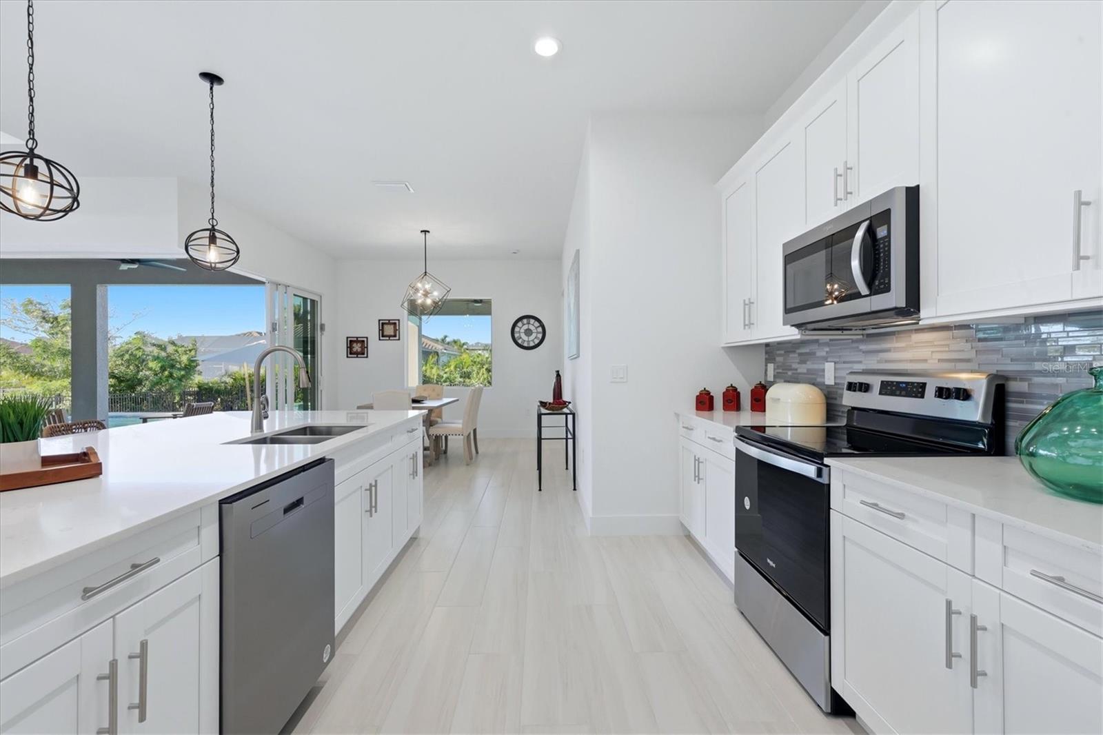 Single Family Residence at 15715 VISCOUNT CIR, PORT CHARLOTTE, photo 23 of 41
