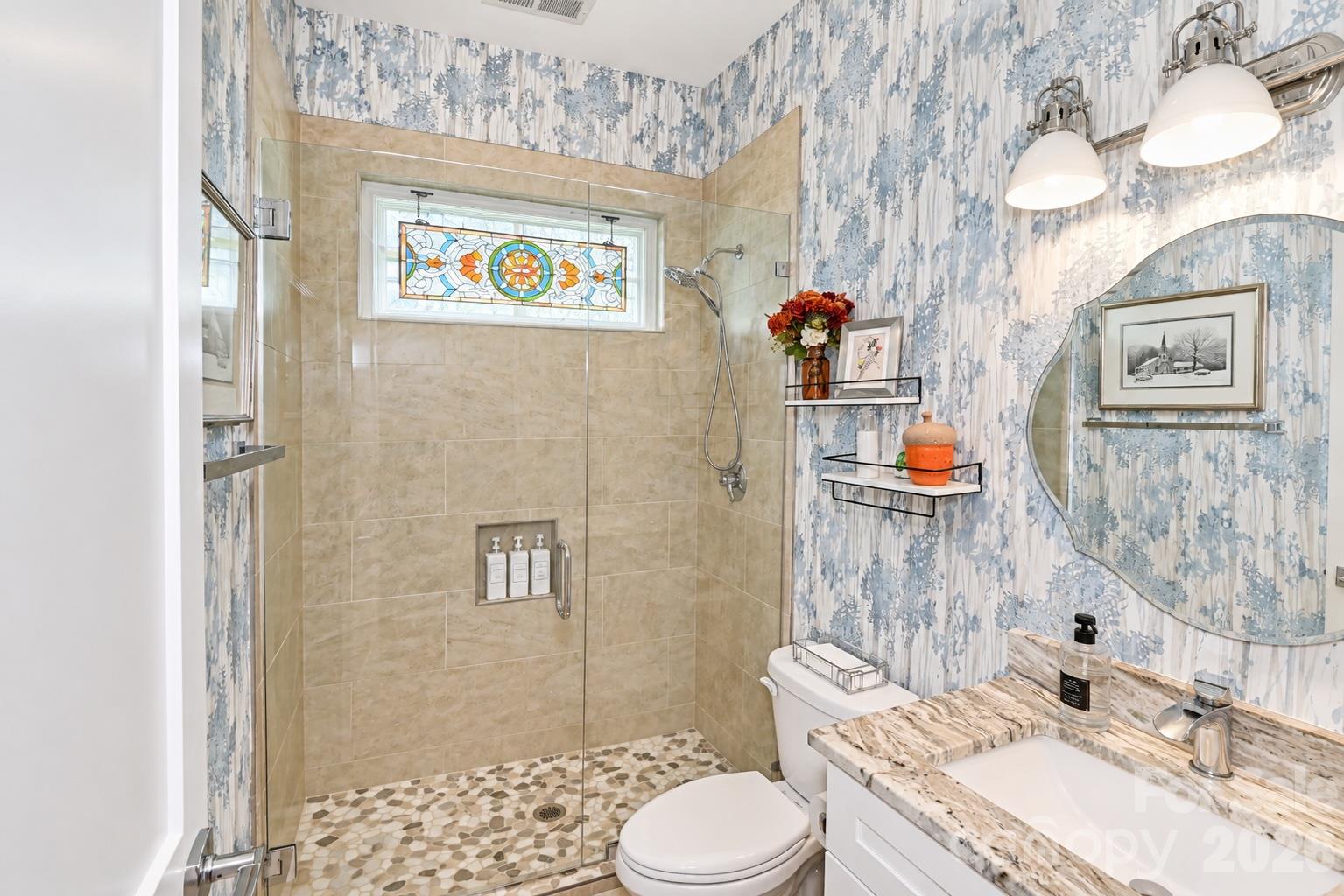 Guest Bathroom - 3668 Rock Bridge Drive NE, Conover
