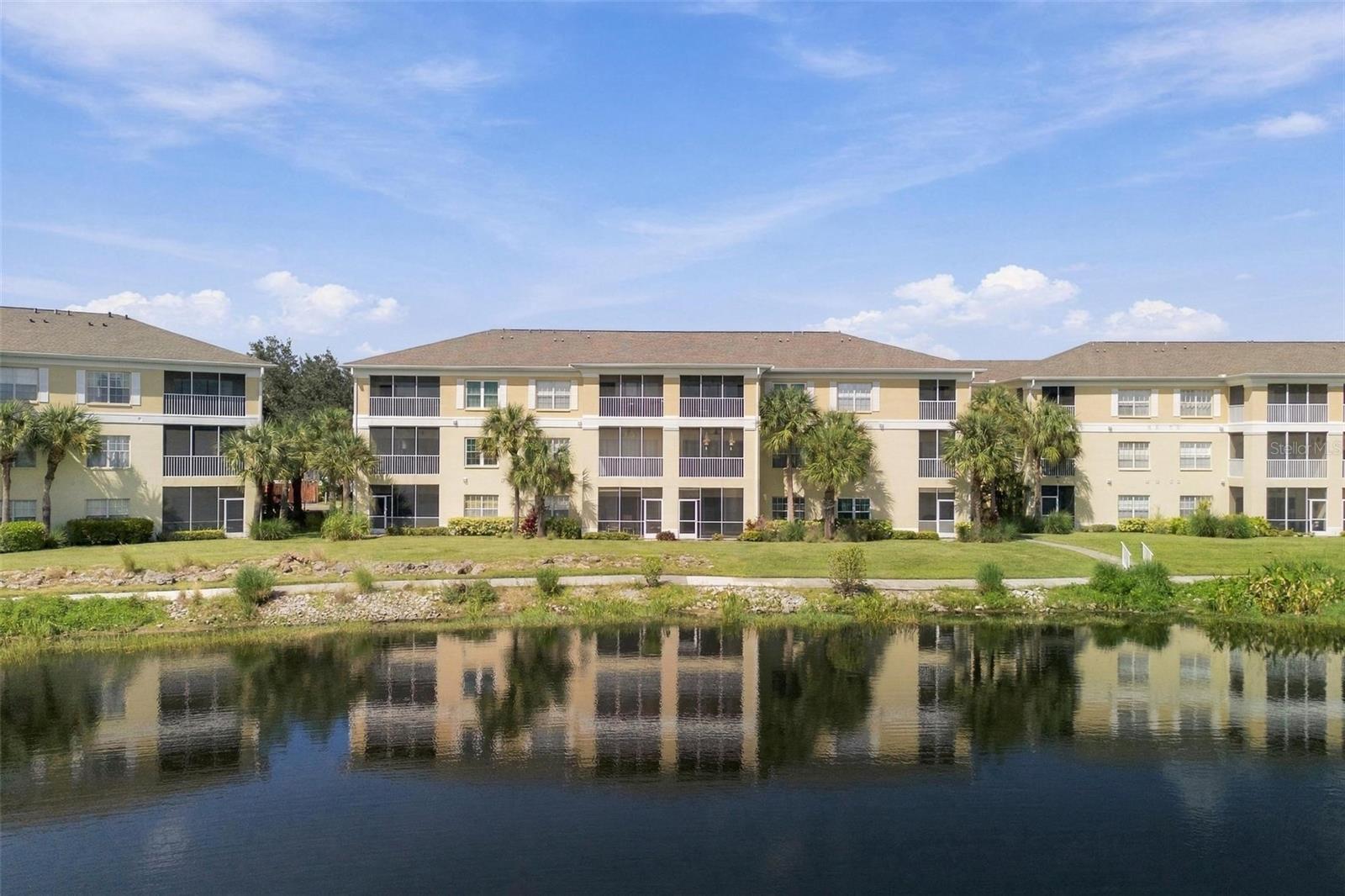 19345 WATER OAK DR #106