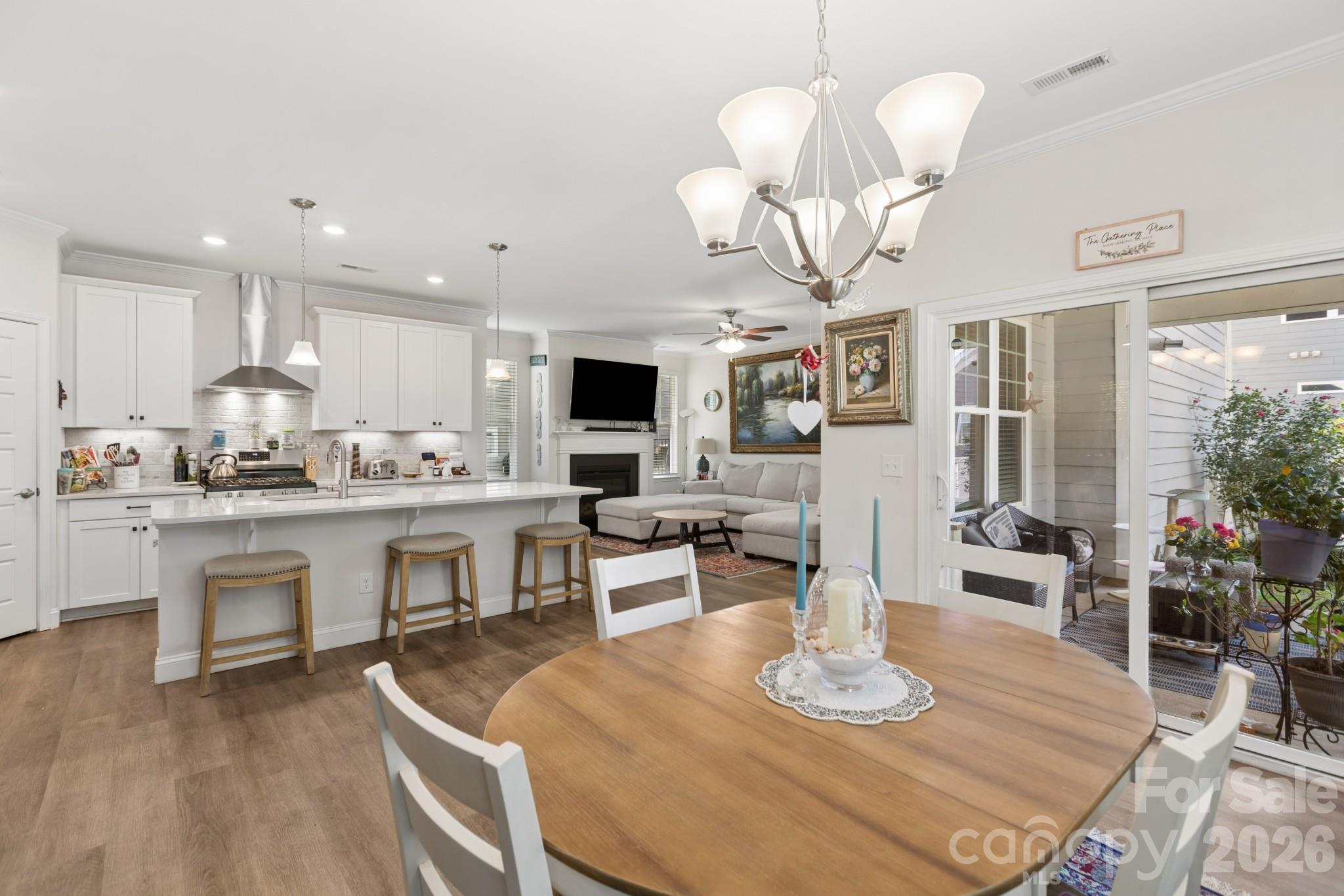 Single Family Residence at 527 E Huntersville Concord Road E, Huntersville, photo 26 of 41