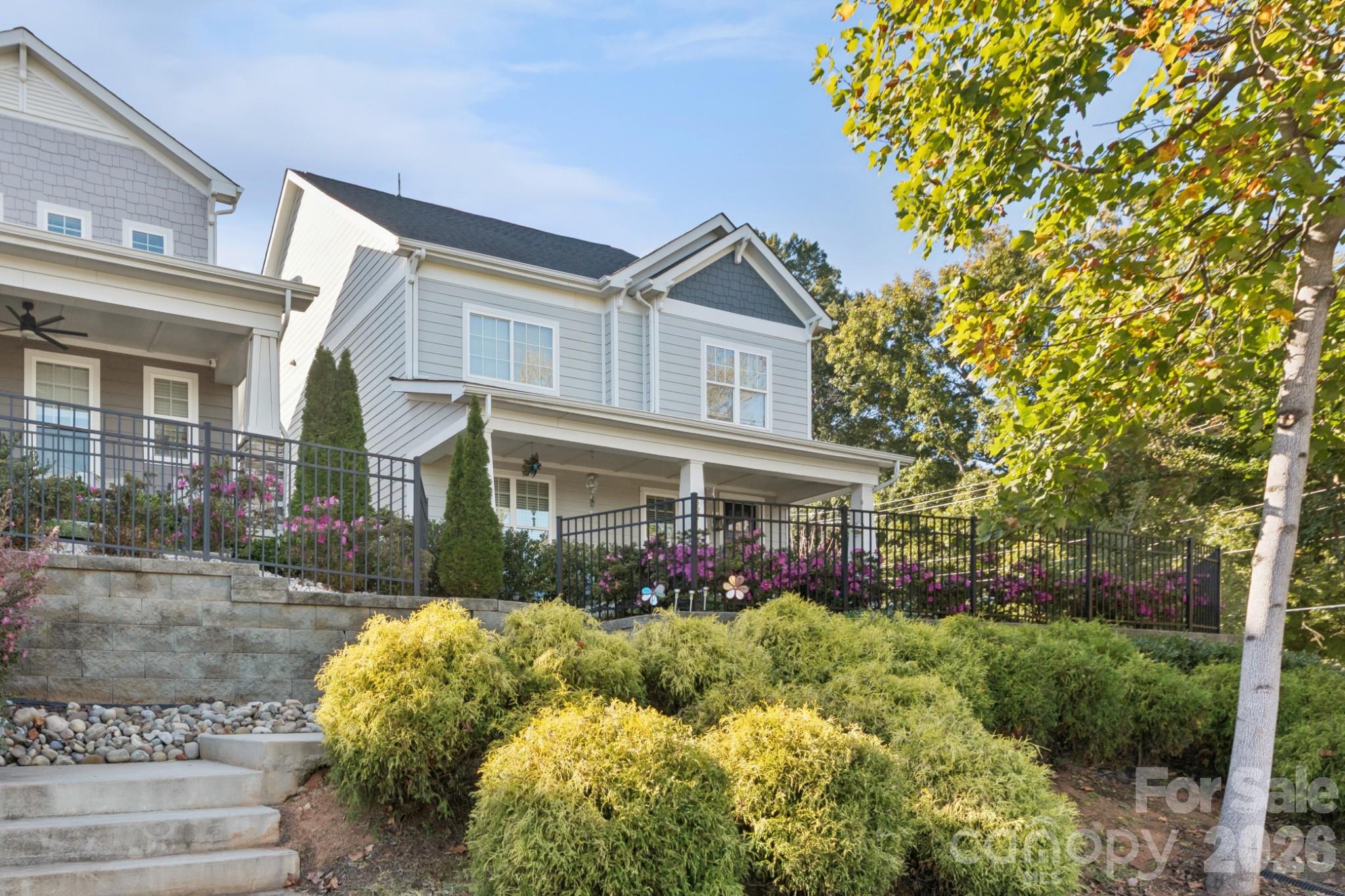 Single Family Residence at 527 E Huntersville Concord Road E, Huntersville, photo 37 of 41