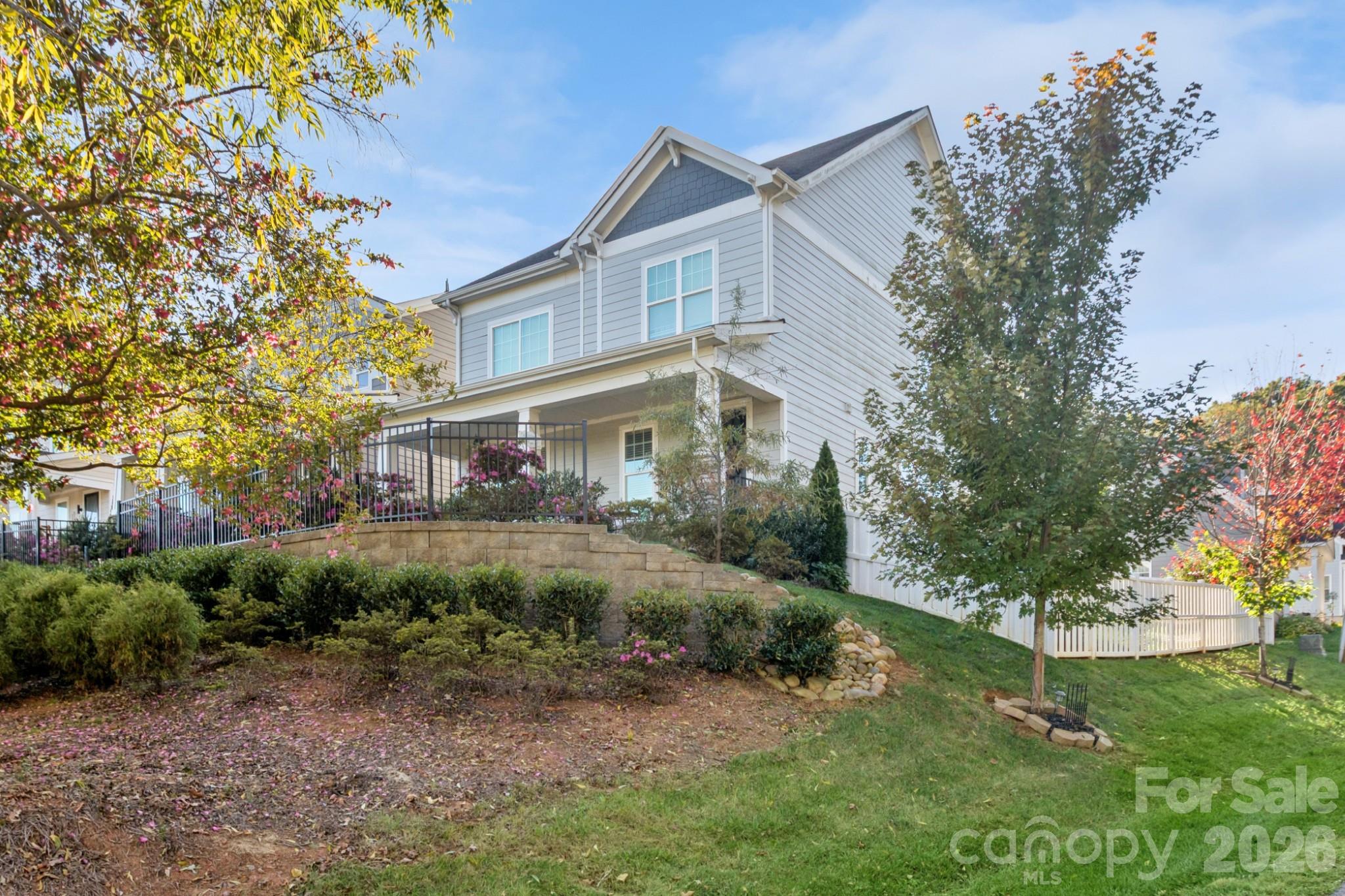Single Family Residence at 527 E Huntersville Concord Road E, Huntersville, photo 40 of 41