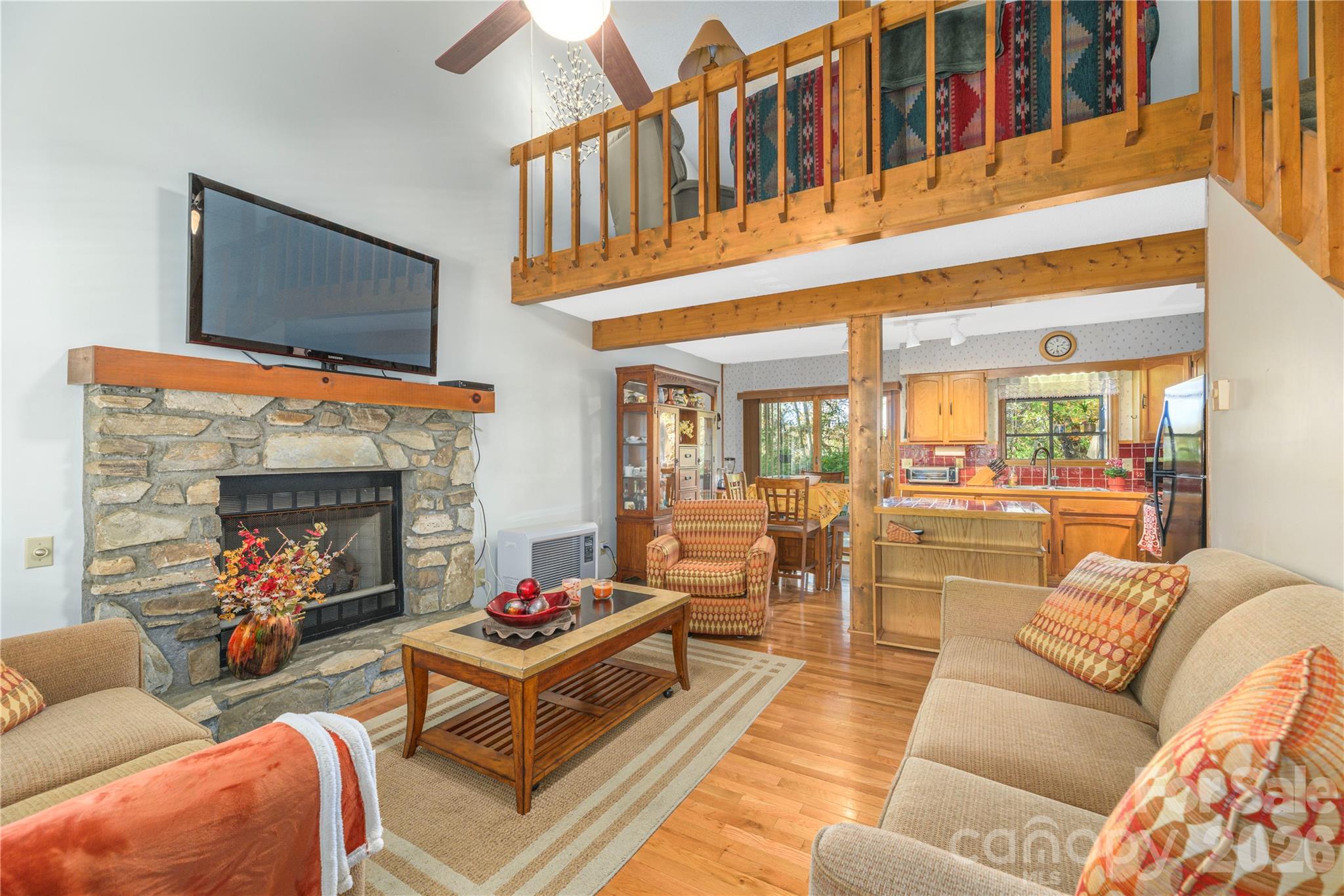 Single Family Residence at 11 Grant Place, Clyde, photo 10 of 47