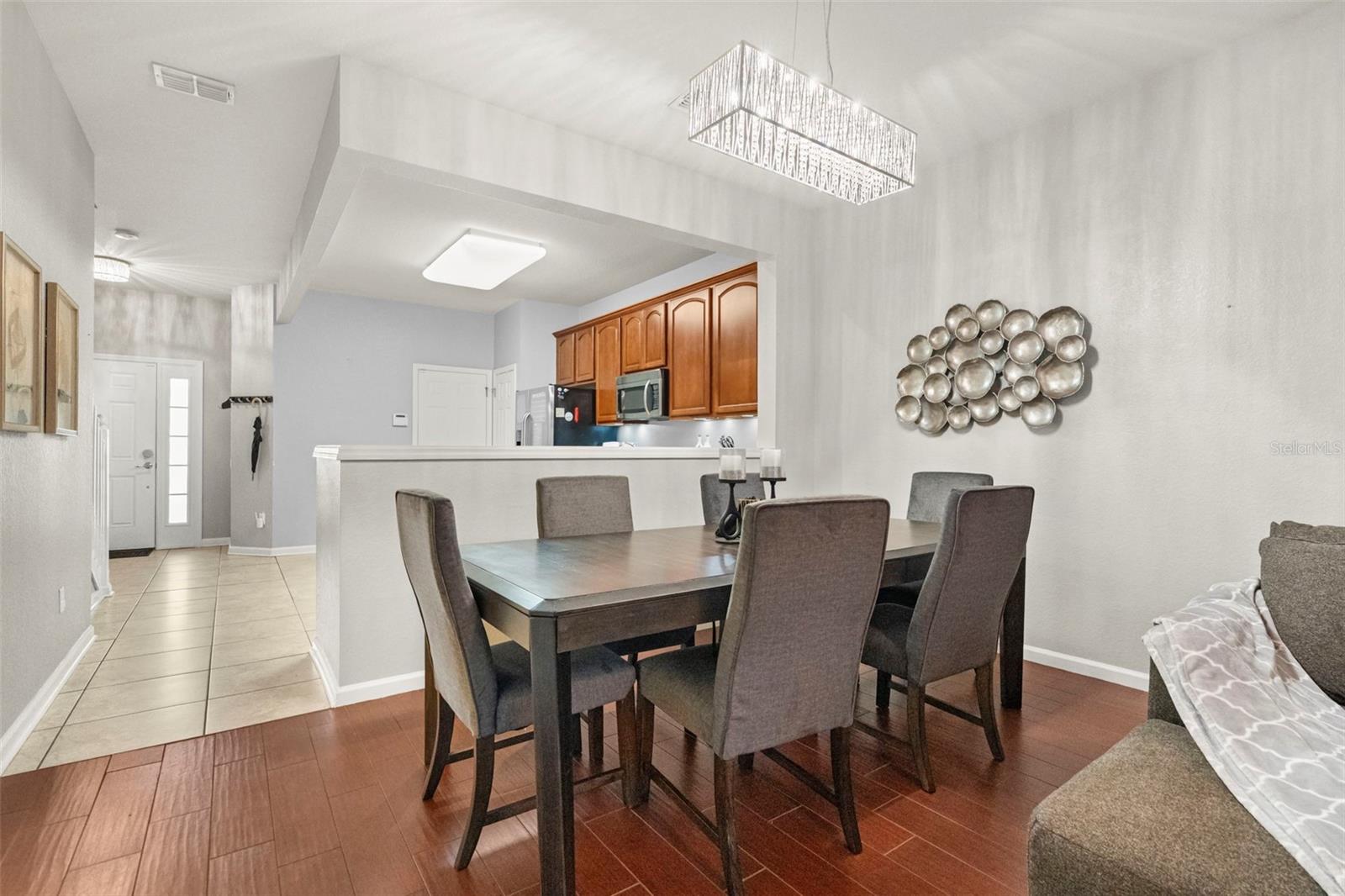 Single Family Residence at 1119 LEVENSOR CT, SANFORD, photo 8 of 33