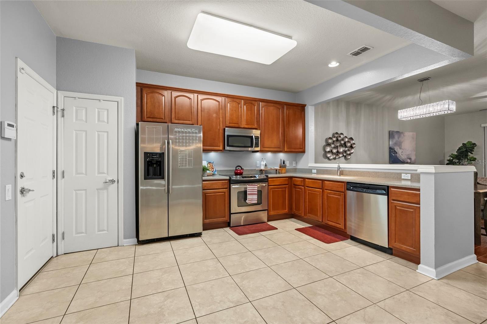 Single Family Residence at 1119 LEVENSOR CT, SANFORD, photo 10 of 33