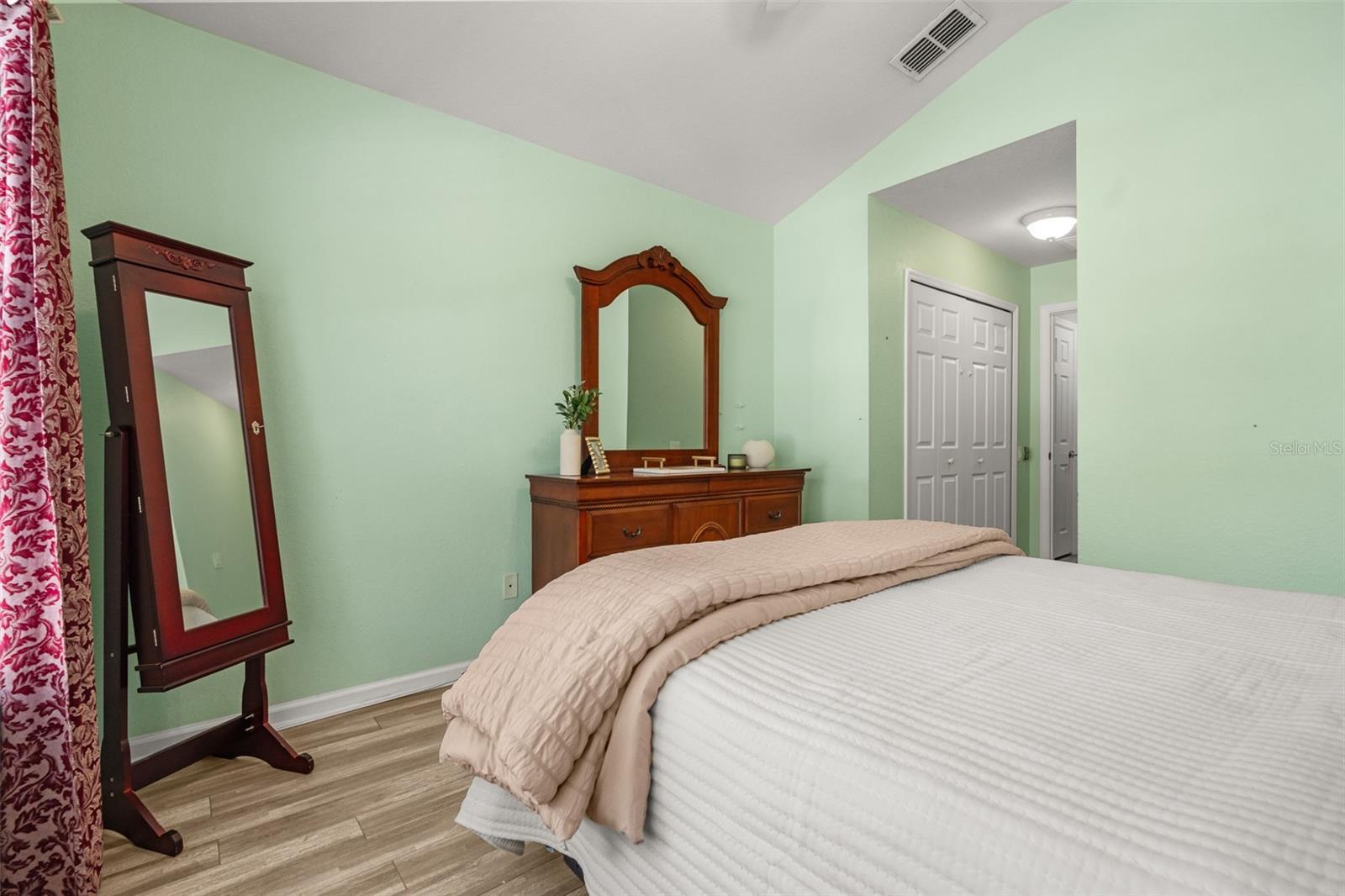 Upstairs Guest Bedroom - 1119 LEVENSOR CT, SANFORD
