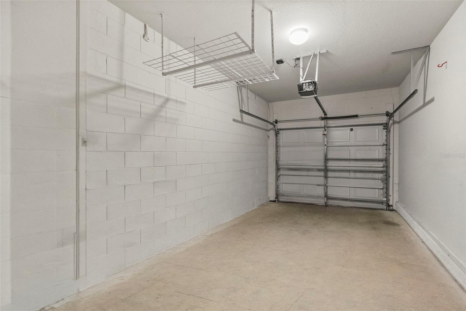 Attached 1 car garage - 1119 LEVENSOR CT, SANFORD