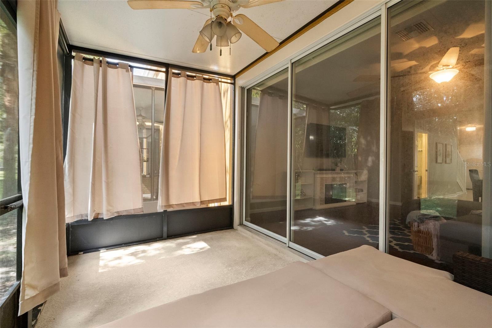Private screened in patio - 1119 LEVENSOR CT, SANFORD