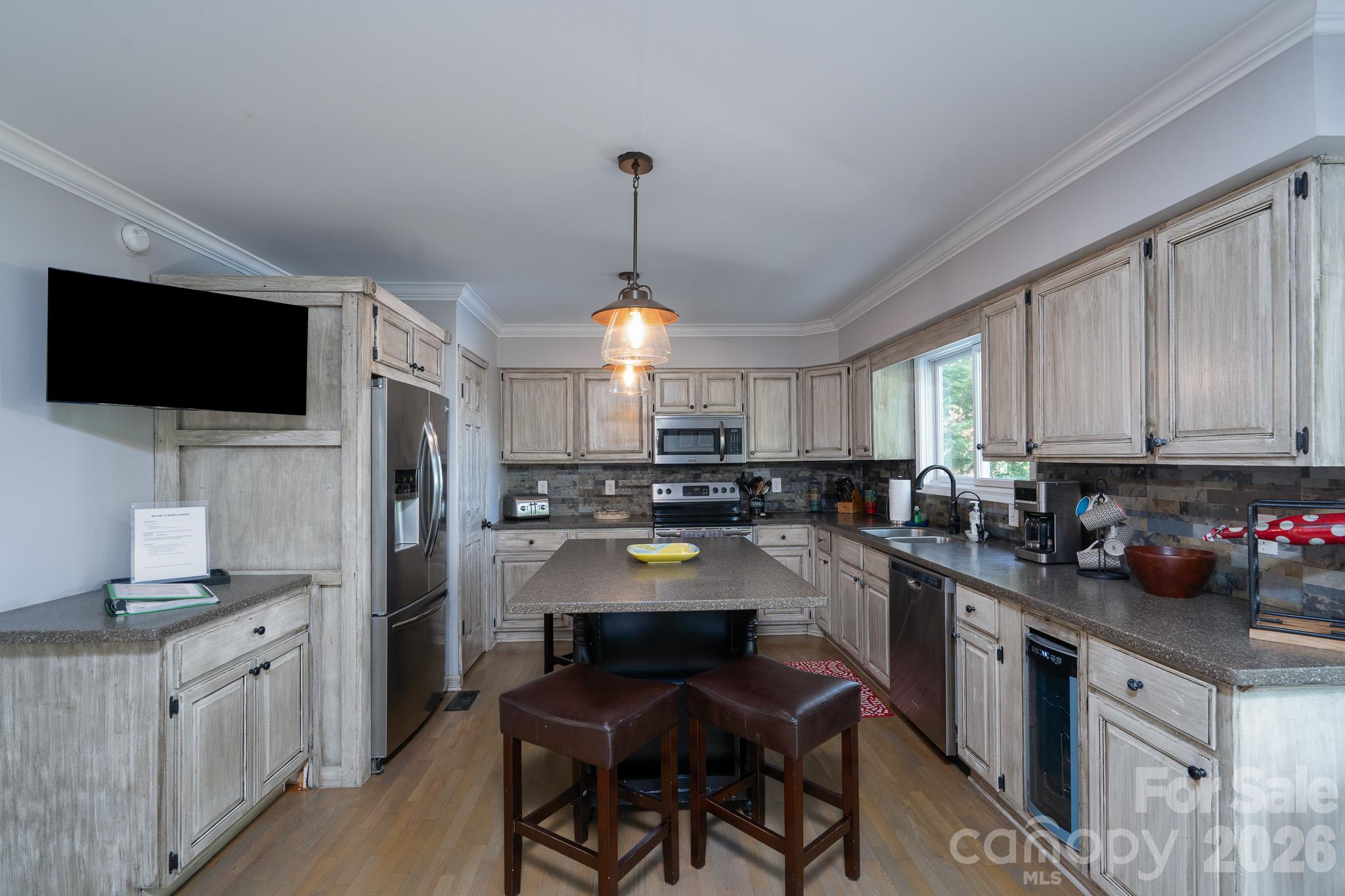 Single Family Residence at 9598 Riviera Drive, Sherrills Ford, photo 18 of 48