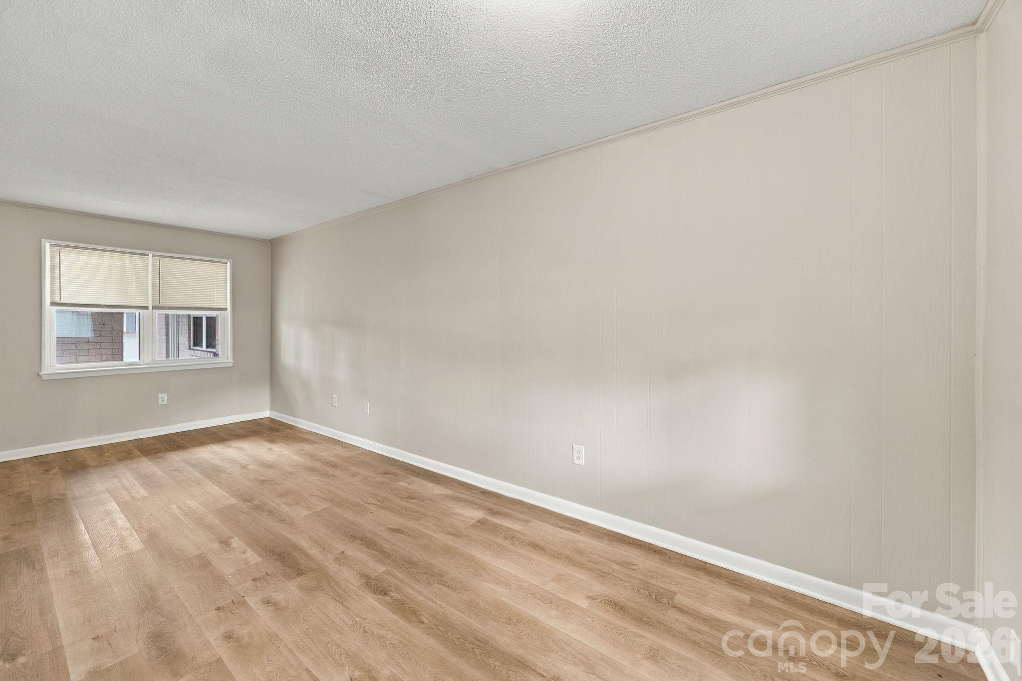 Apartment at 1731 W Avalon Circle, Charleston, photo 10 of 22