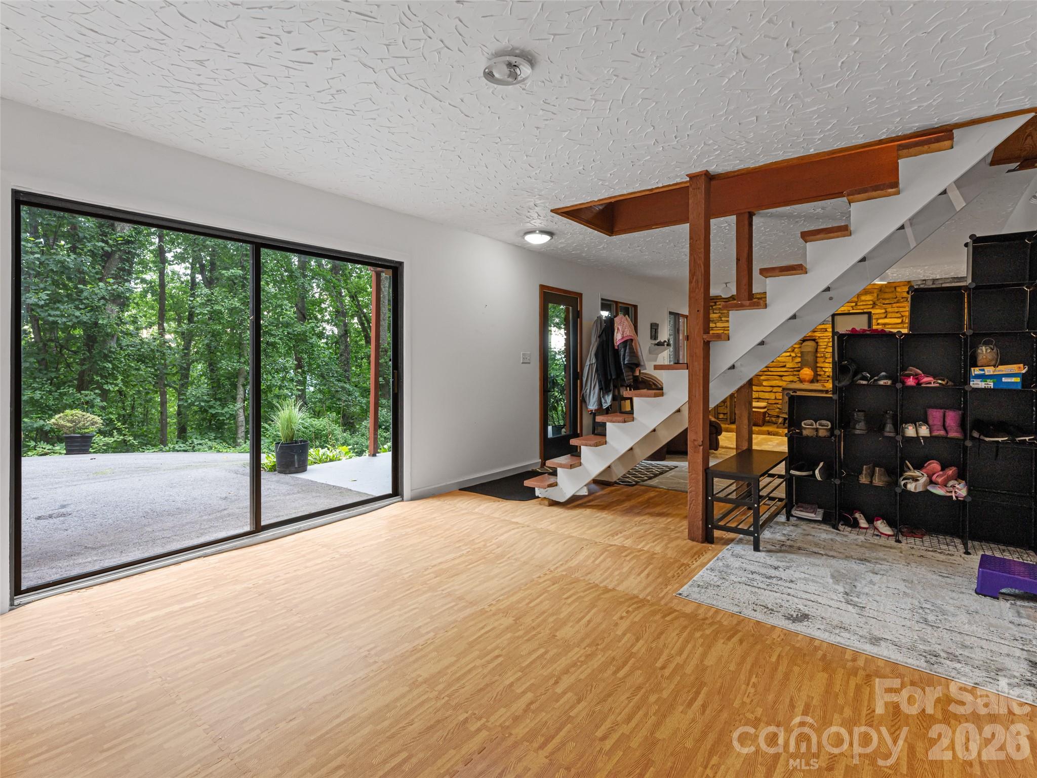 Single Family Residence at 193 Rhododendron Drive, Arden, photo 34 of 50