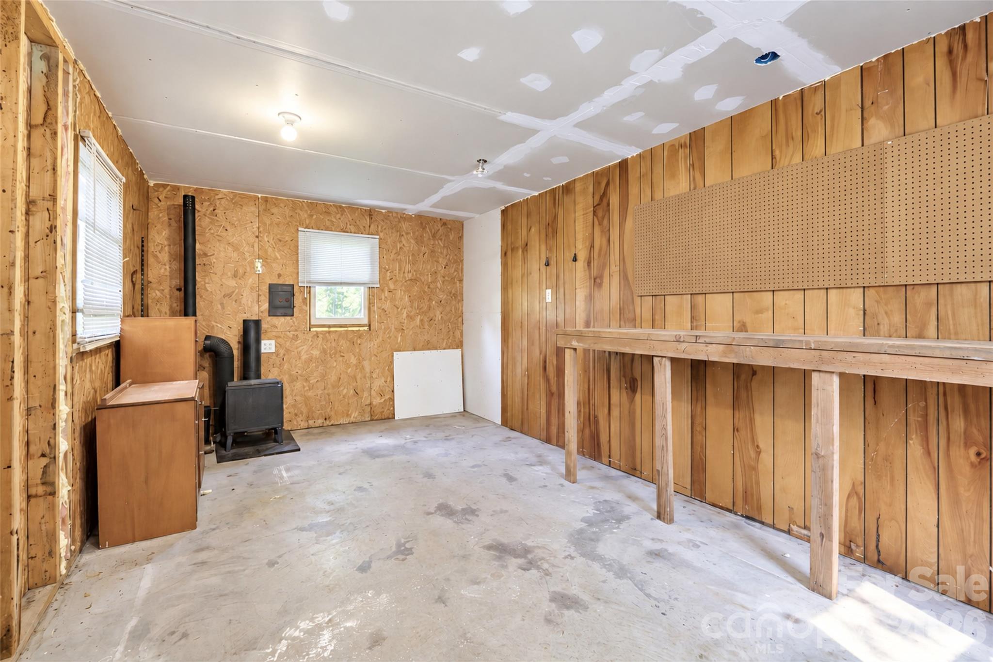 Single Family Residence at 206 Bleynat Street, Valdese, photo 8 of 25