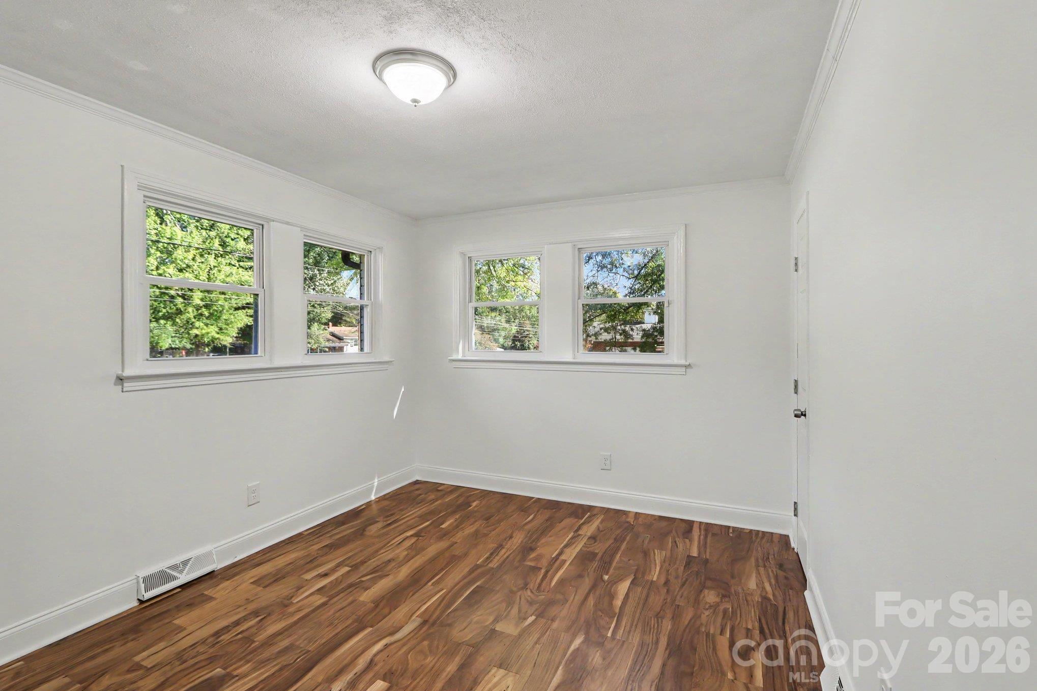 Single Family Residence at 41 Fleetwood Drive SW, Concord, photo 10 of 23