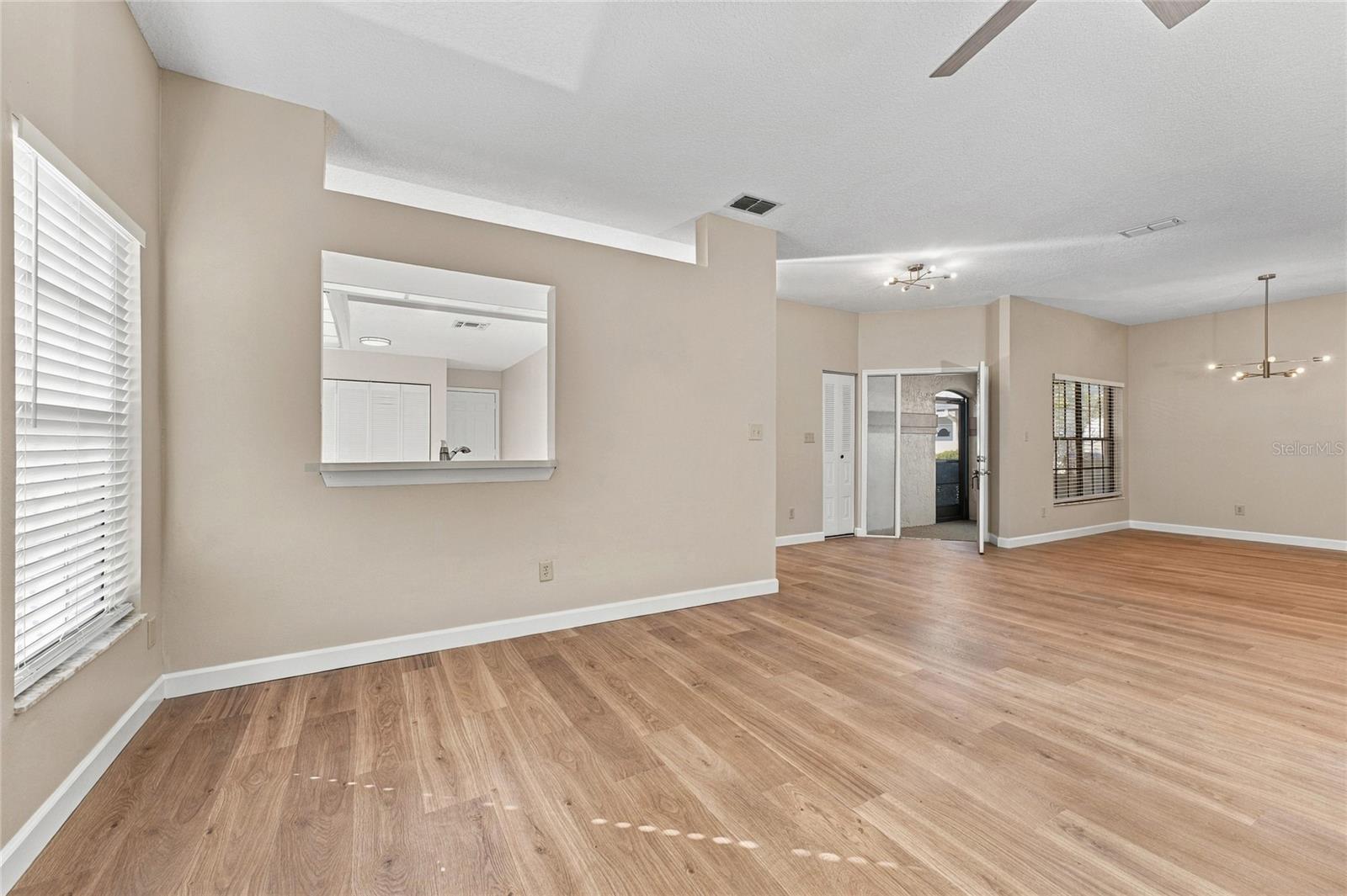 Single Family Residence at 5765 PARKVIEW POINT DR, ORLANDO, photo 3 of 47