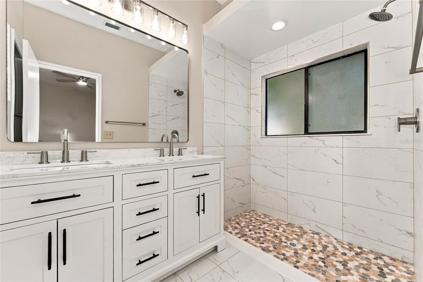Single Family Residence at 5765 PARKVIEW POINT DR, ORLANDO, photo 4 of 47
