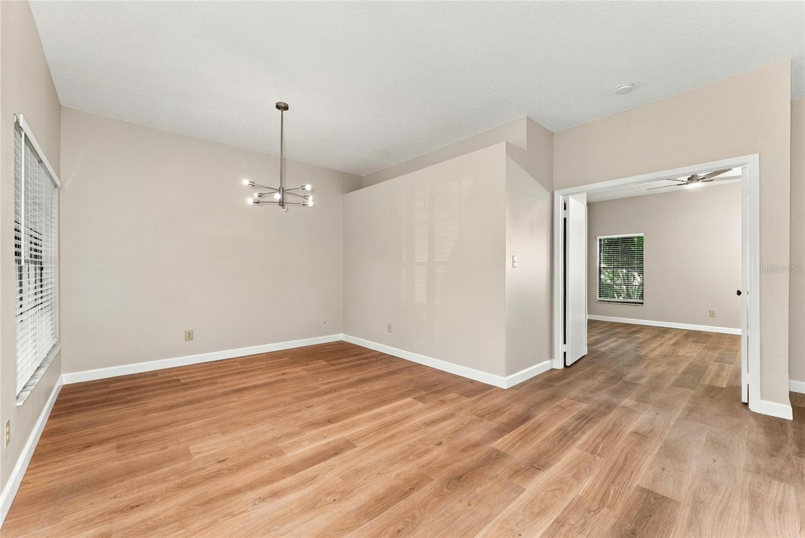 Single Family Residence at 5765 PARKVIEW POINT DR, ORLANDO, photo 11 of 47