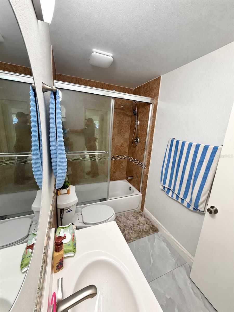 Single Family Residence at HARBOR PALMS-UNIT SIX, OLDSMAR, photo 19 of 24