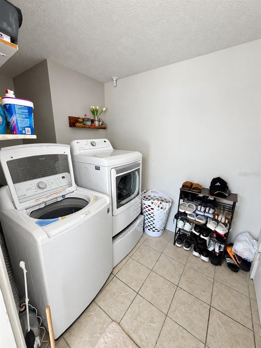 Single Family Residence at HARBOR PALMS-UNIT SIX, OLDSMAR, photo 21 of 24