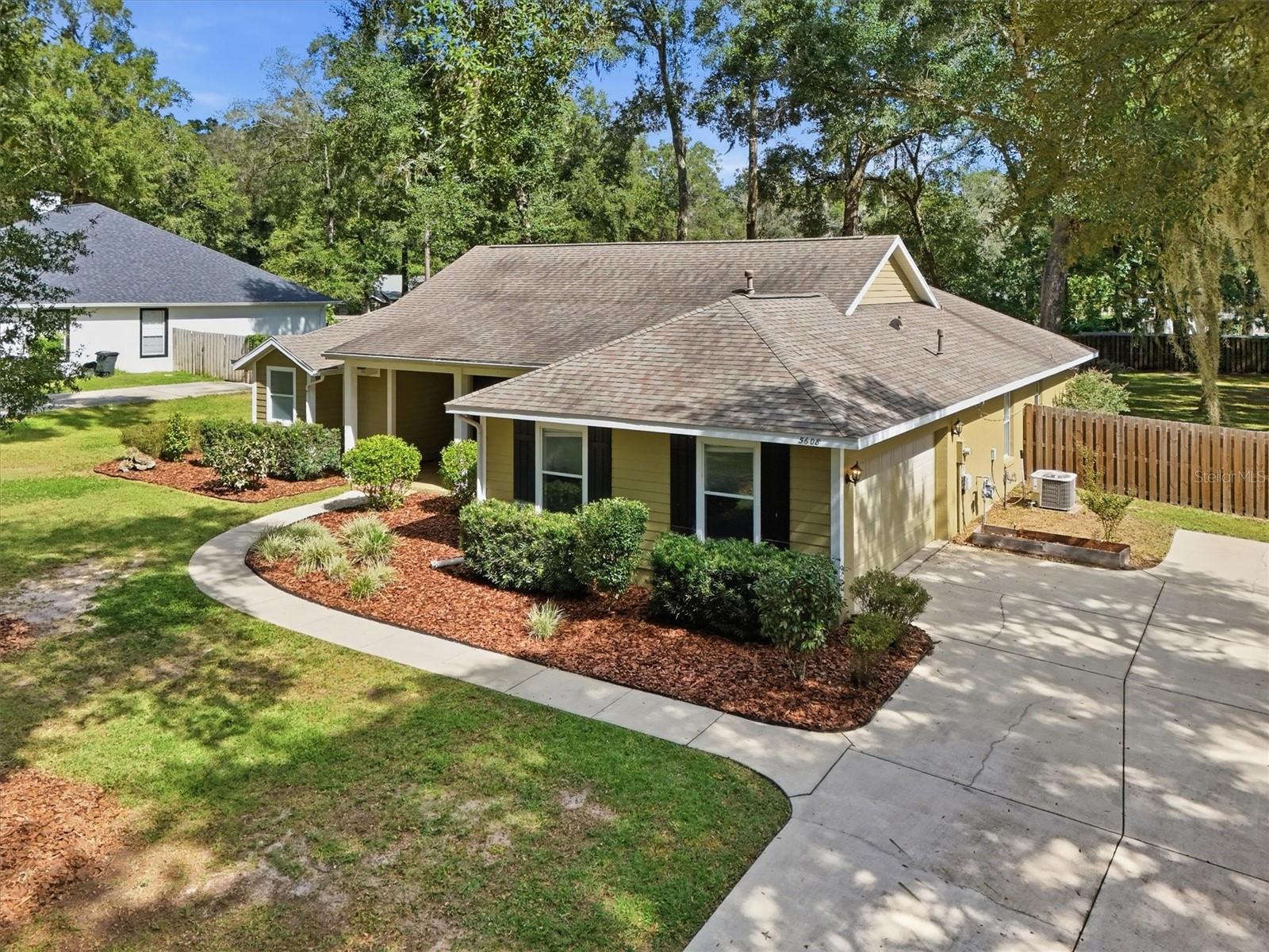 Single Family Residence at 5608 SE 44TH CIR, OCALA, photo 12 of 72