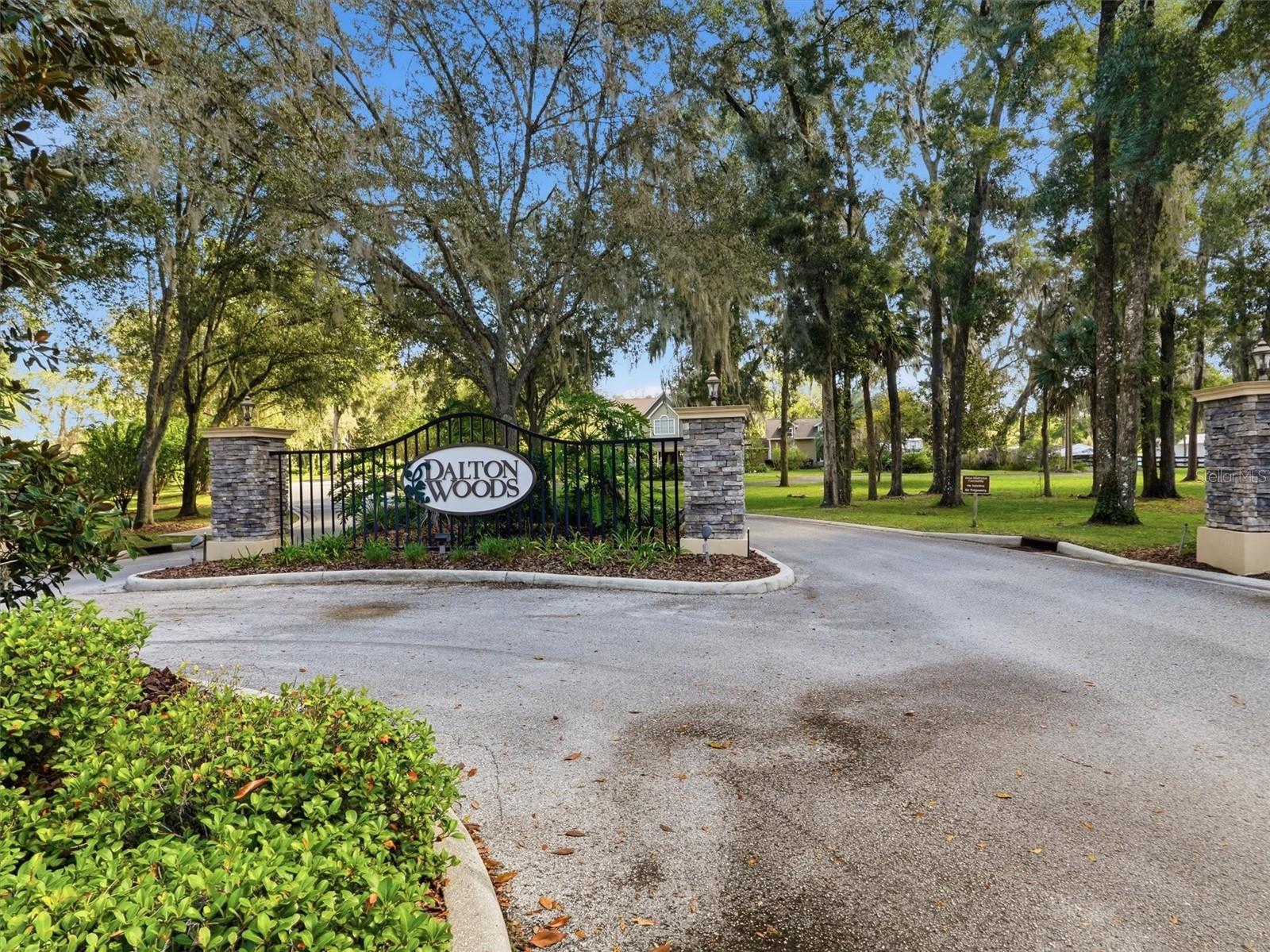 Single Family Residence at 5608 SE 44TH CIR, OCALA, photo 3 of 72
