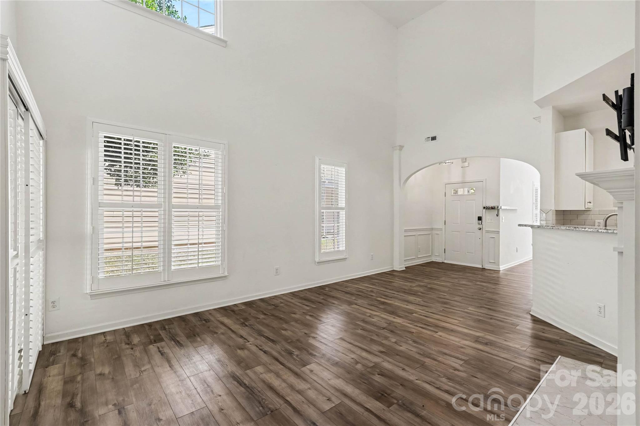 Single Family Residence at 2314 Mirage Place, Fort Mill, photo 7 of 34