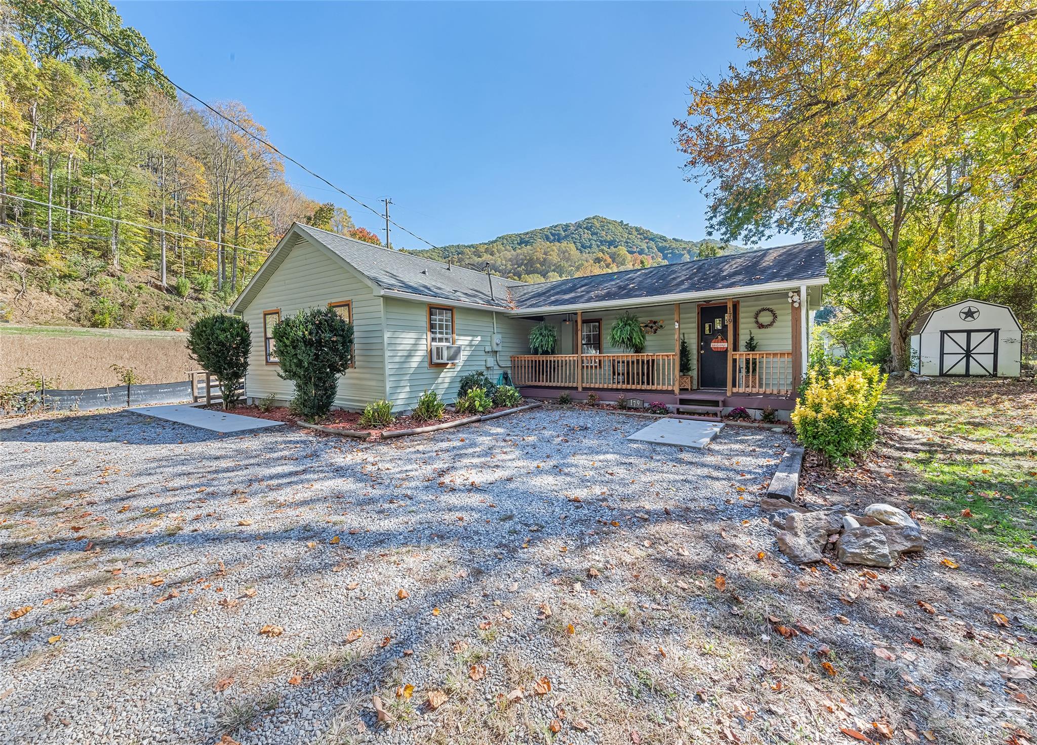 179 Jonathan Creek Road