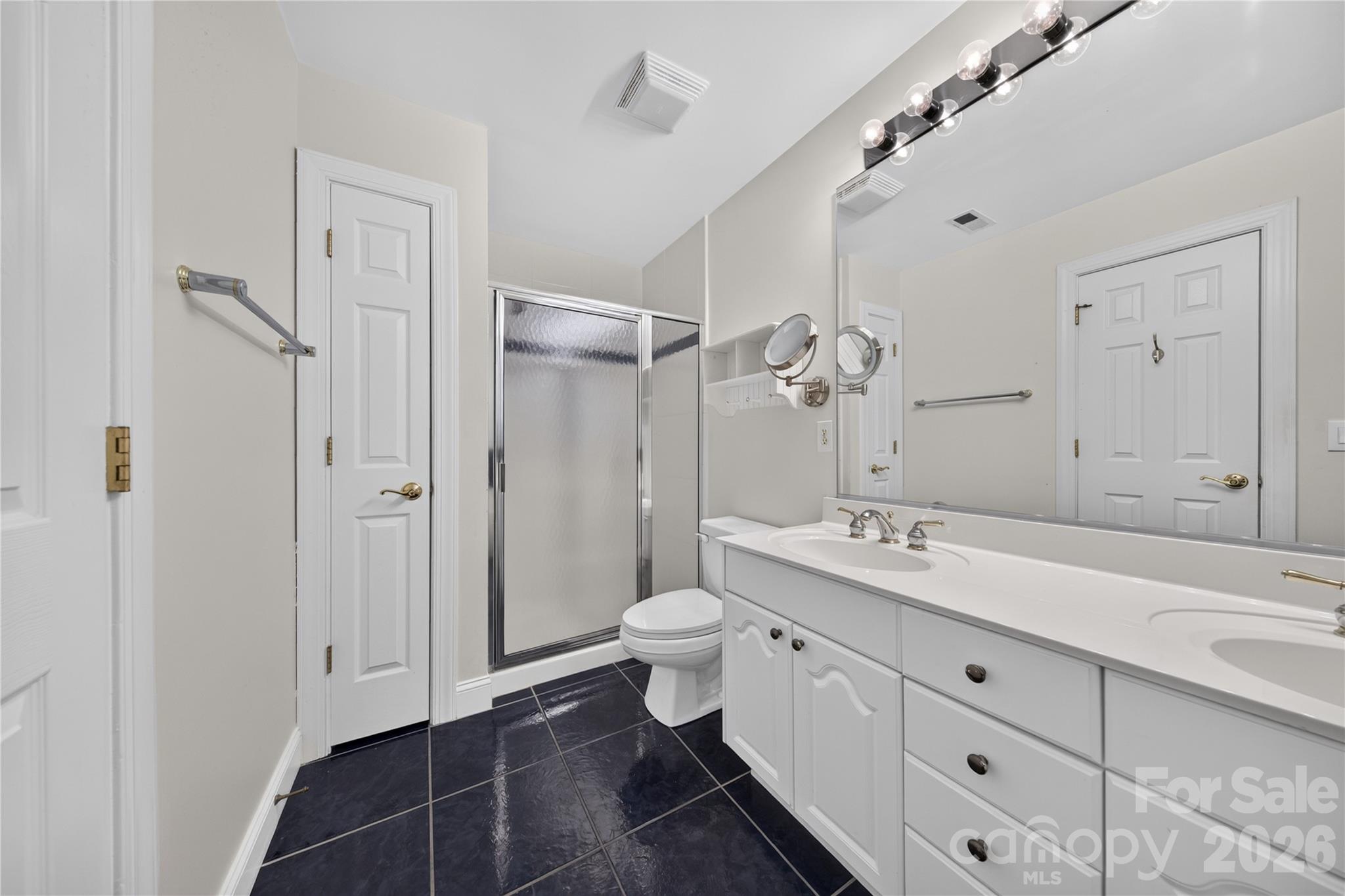 Townhouse at 9169 Bonnie Briar Circle, Charlotte, photo 21 of 31