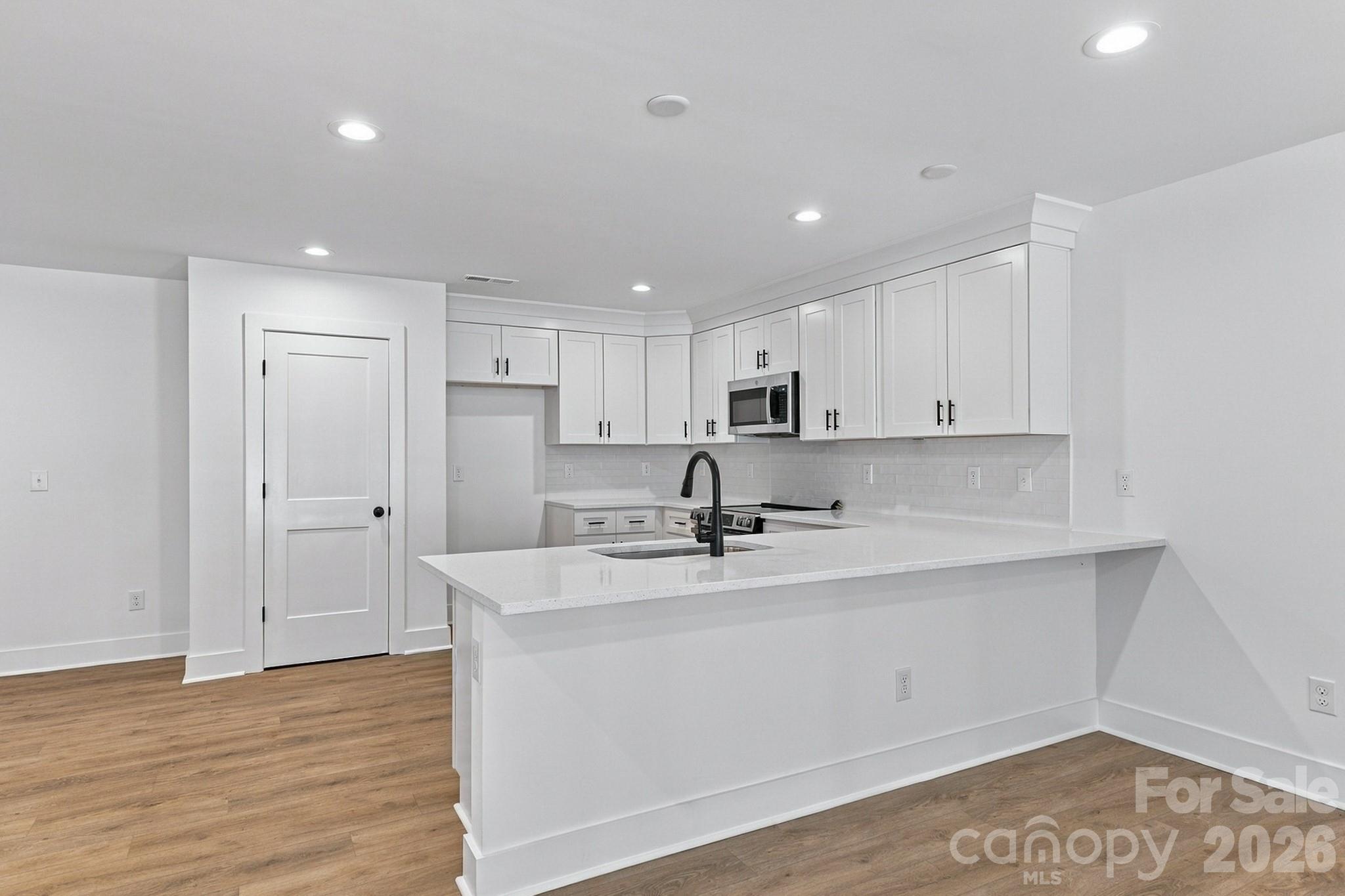 Single Family Residence at 140 Four Andrews Drive, Harmony, photo 11 of 26