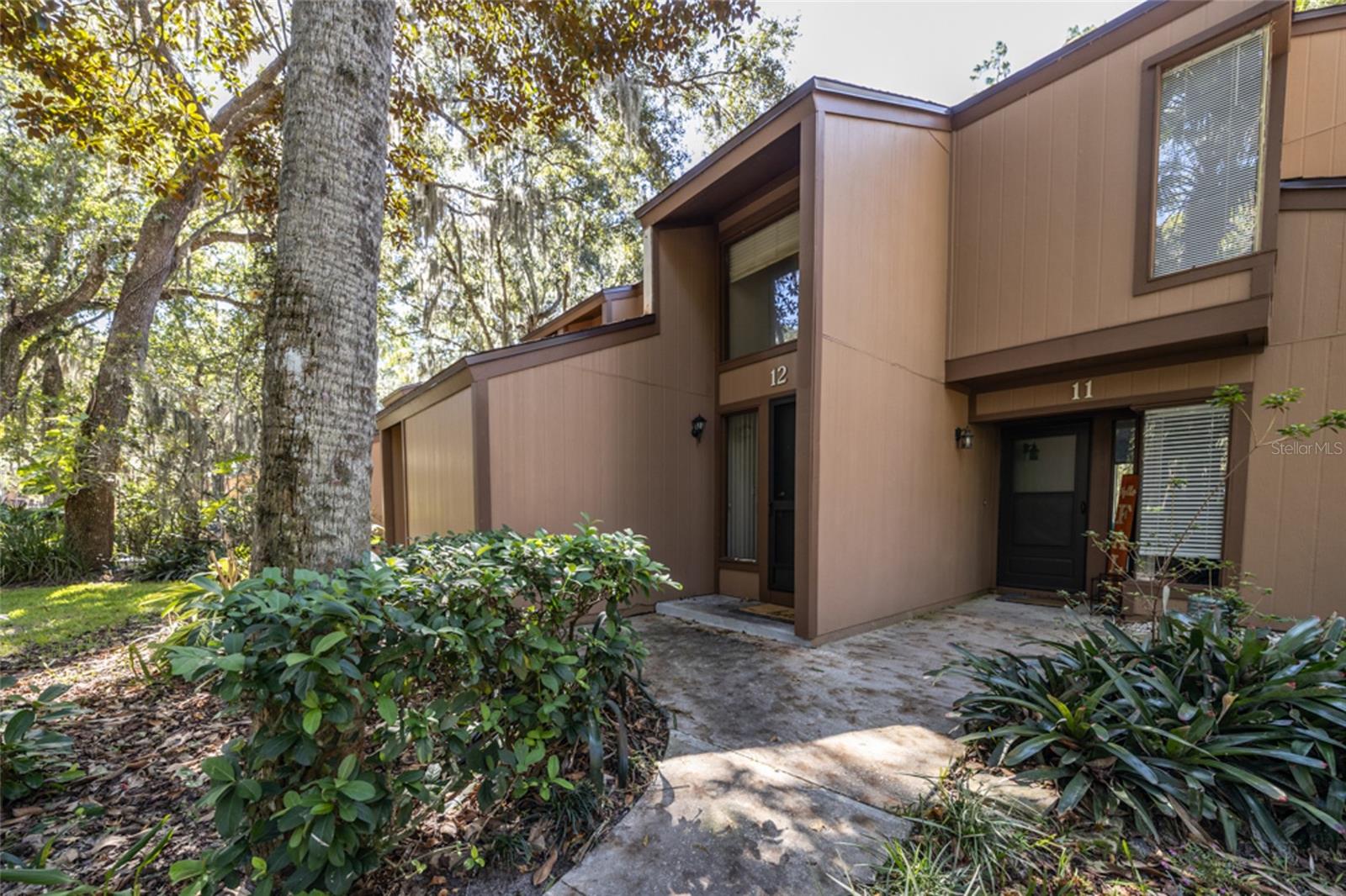 12 FAIRWAYS CIR #12