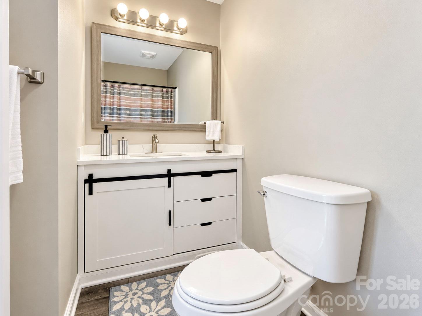 Single Family Residence at 1127 Hannah Rae Court, Charlotte, photo 10 of 15
