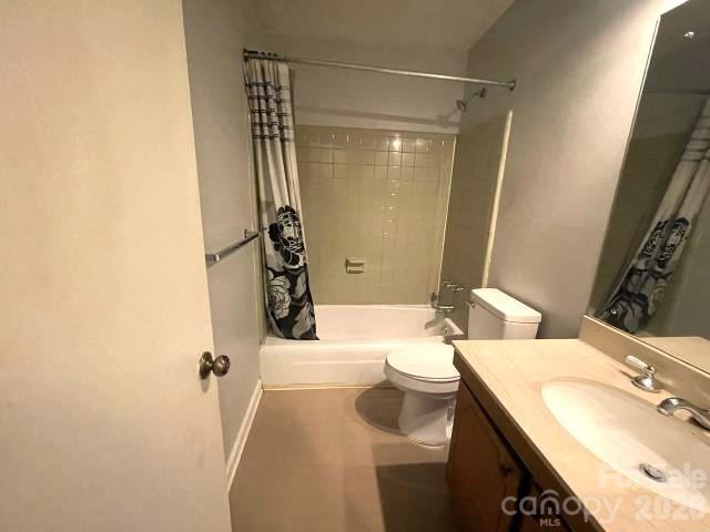 Condominium at 6432 Old Pineville Road, Charlotte, photo 11 of 16