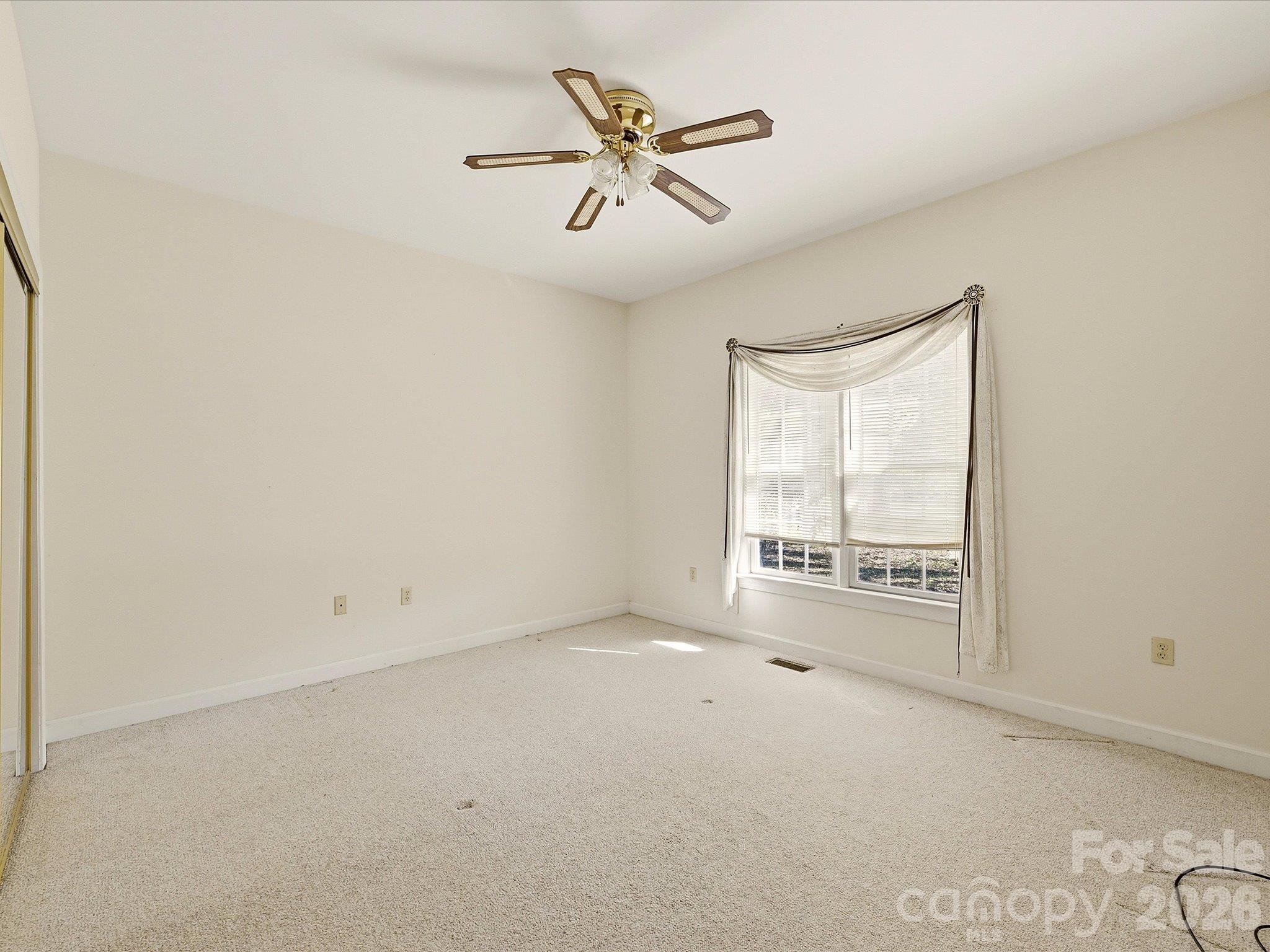 Single Family Residence at 1704 Colfax Drive, Concord, photo 27 of 36