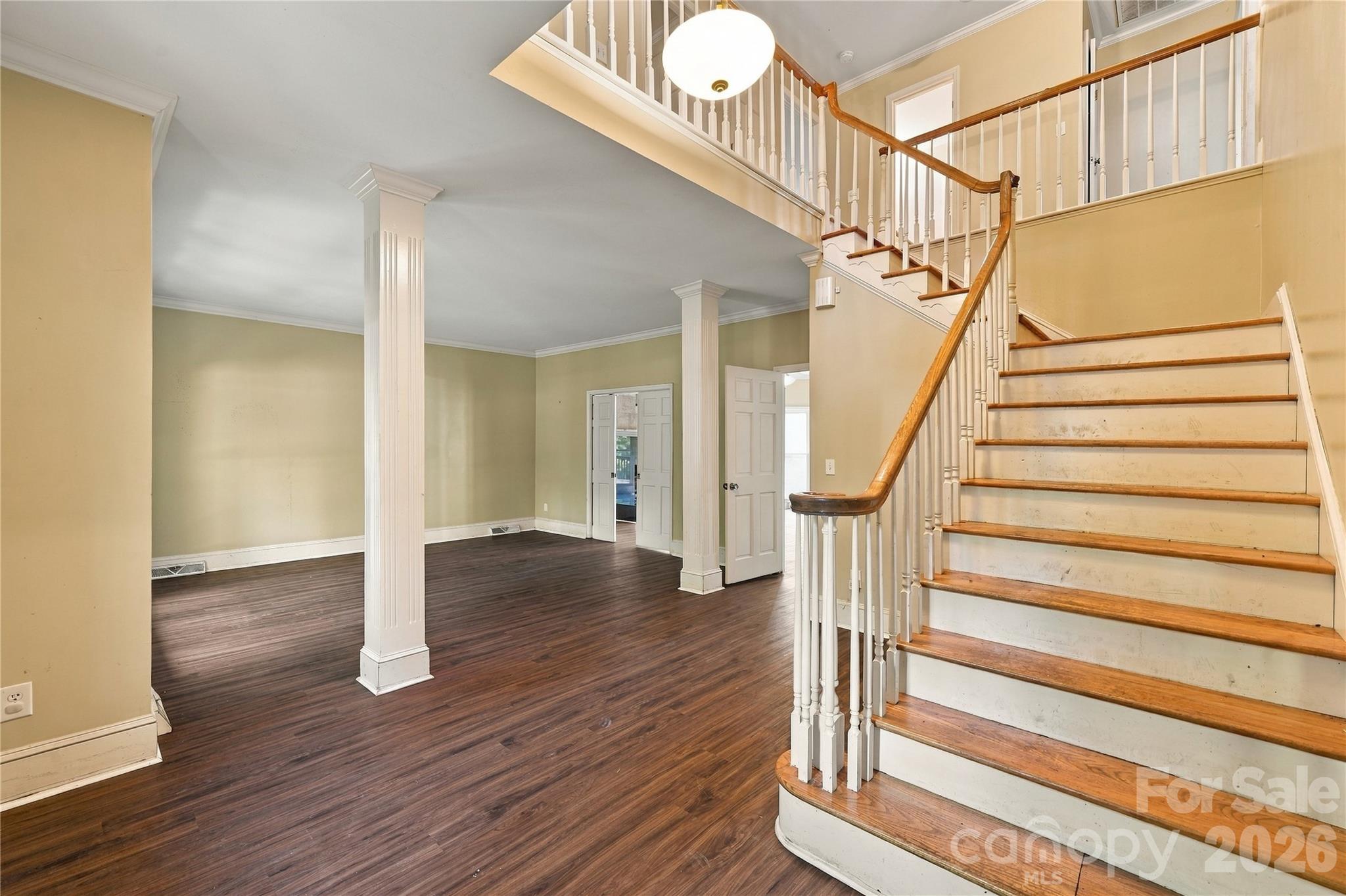 Single Family Residence at 9327 Willowglen Trail, Charlotte, photo 9 of 48