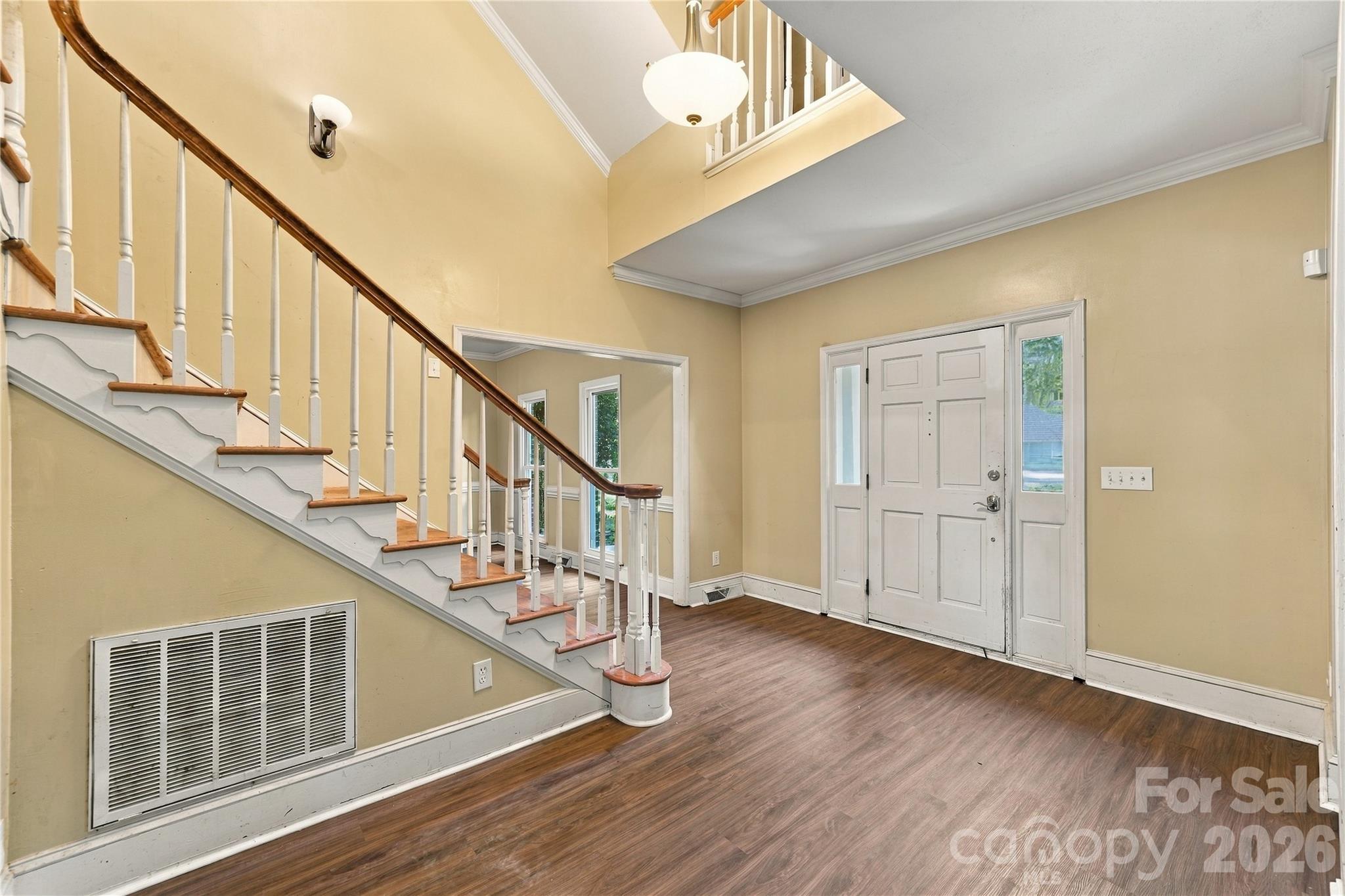 Single Family Residence at 9327 Willowglen Trail, Charlotte, photo 11 of 48