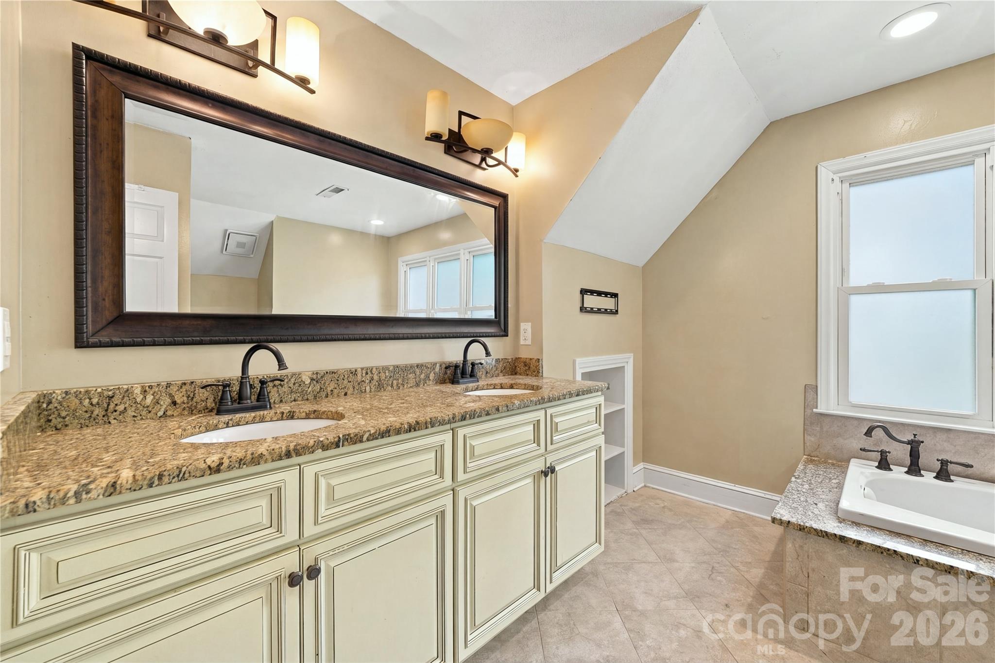 Primary Bathroom - 9327 Willowglen Trail, Charlotte