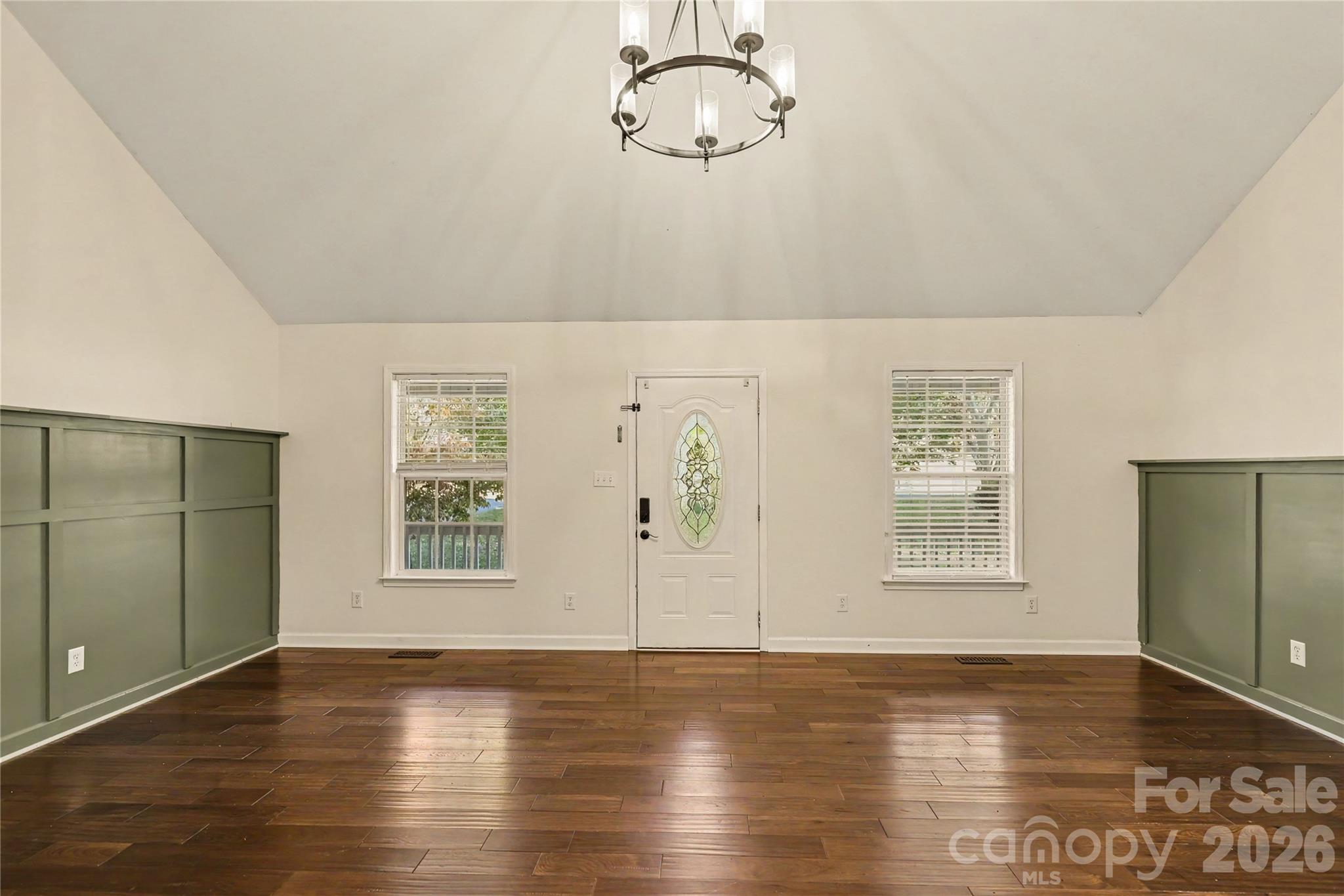 Single Family Residence at 510 Roberts Avenue, York, photo 9 of 42