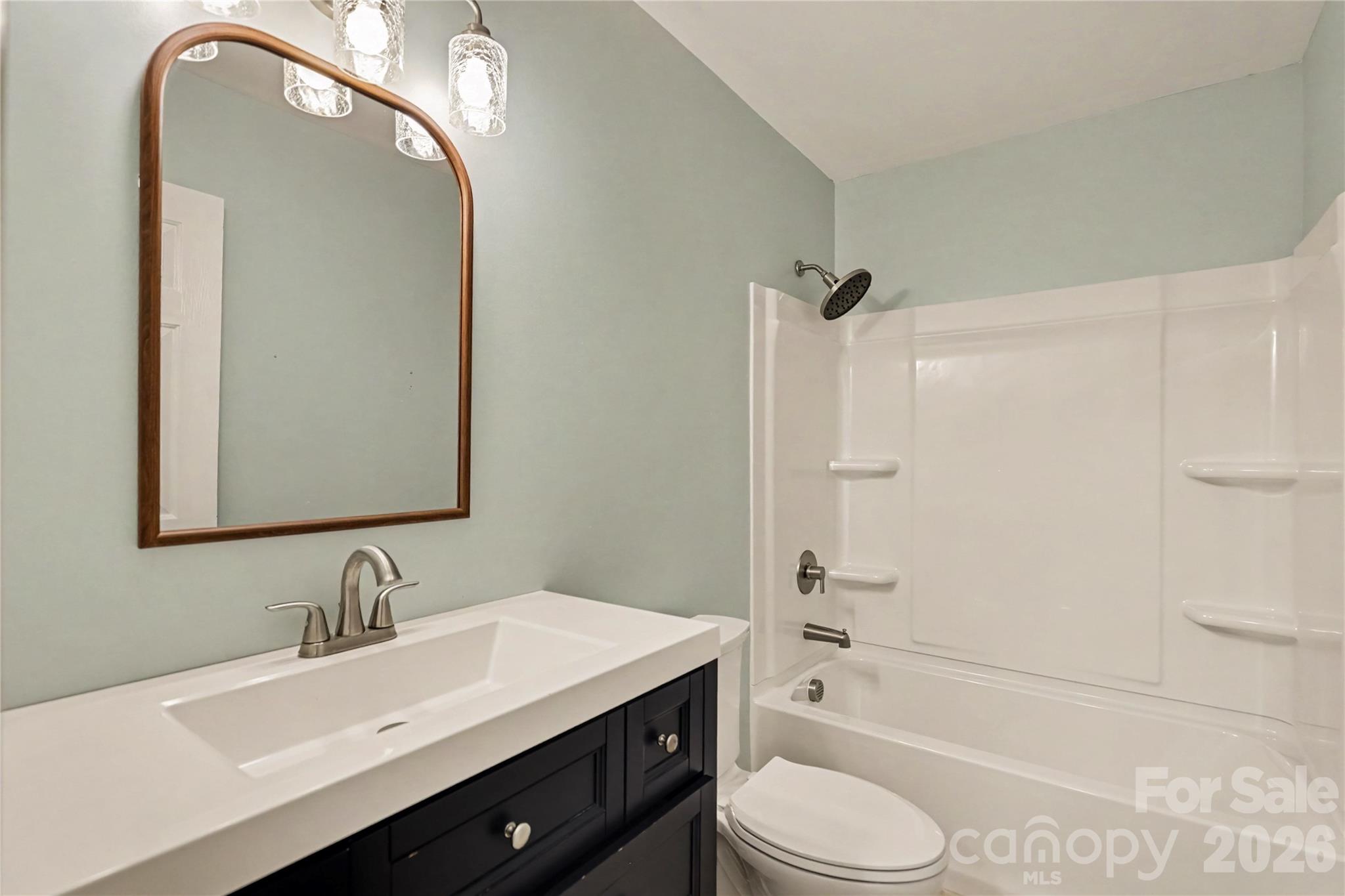 Single Family Residence at 510 Roberts Avenue, York, photo 20 of 42