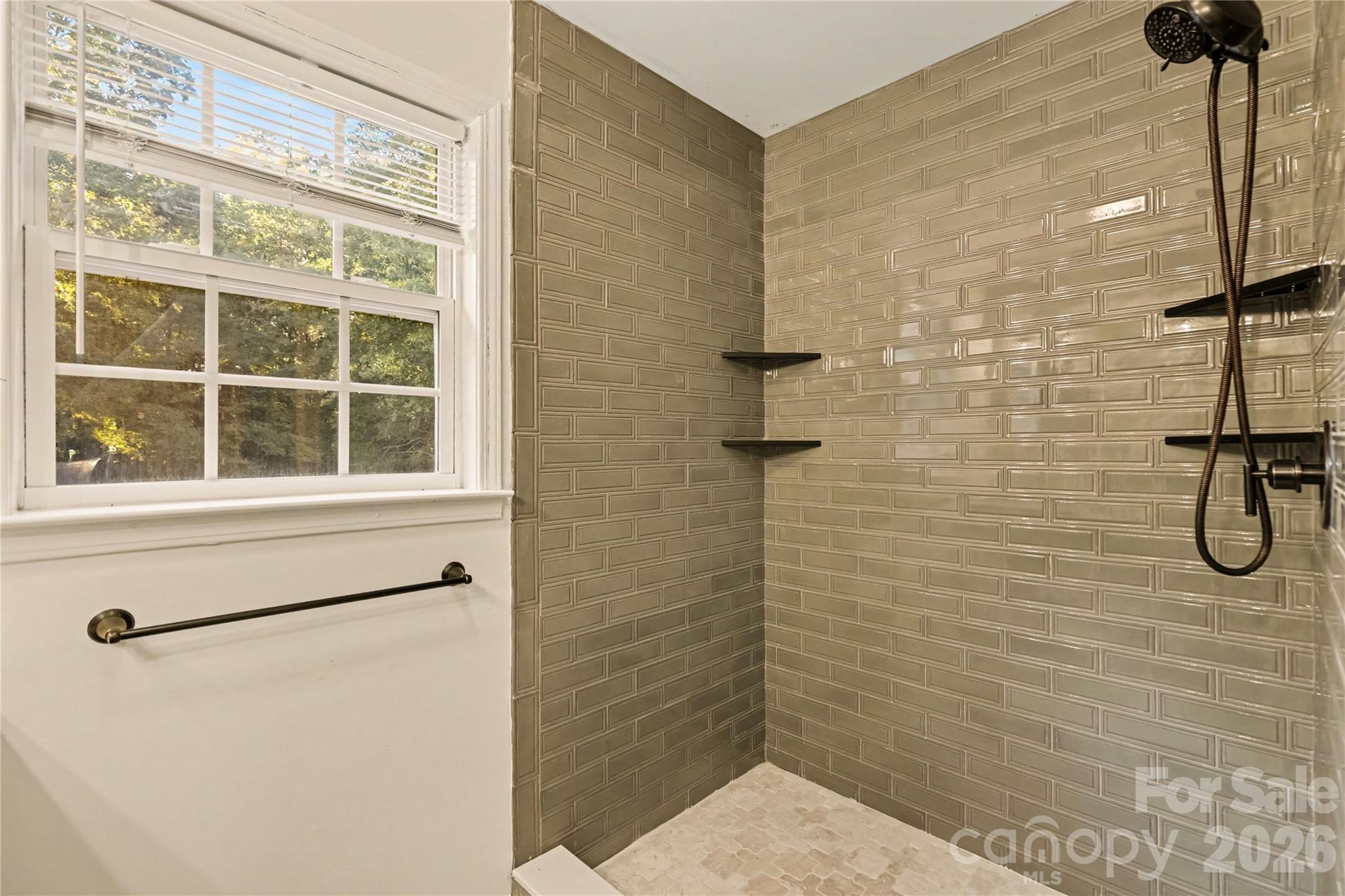Single Family Residence at 510 Roberts Avenue, York, photo 26 of 42