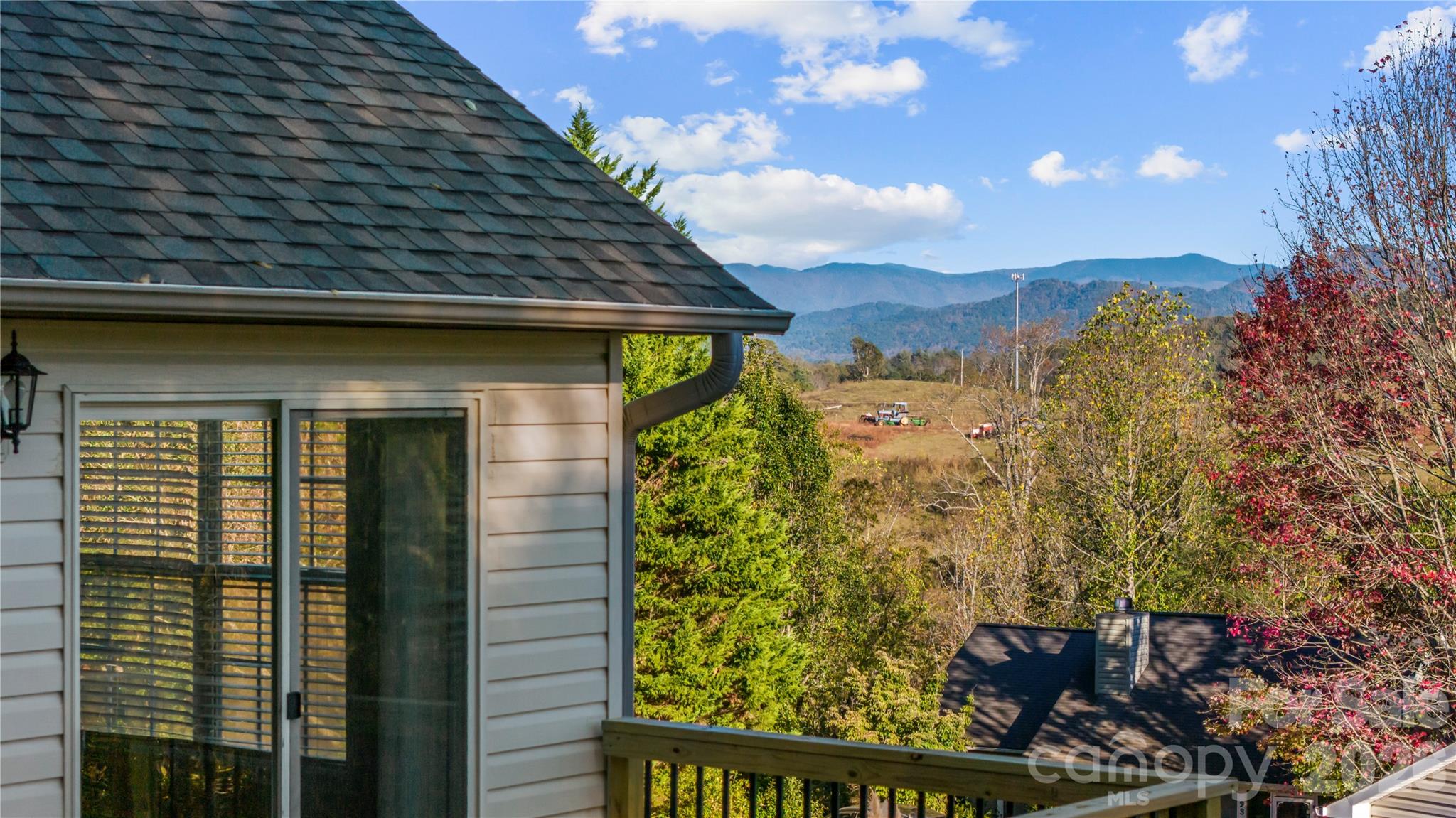 Single Family Residence at 66 Anderson Oaks Drive, Marshall, photo 2 of 25