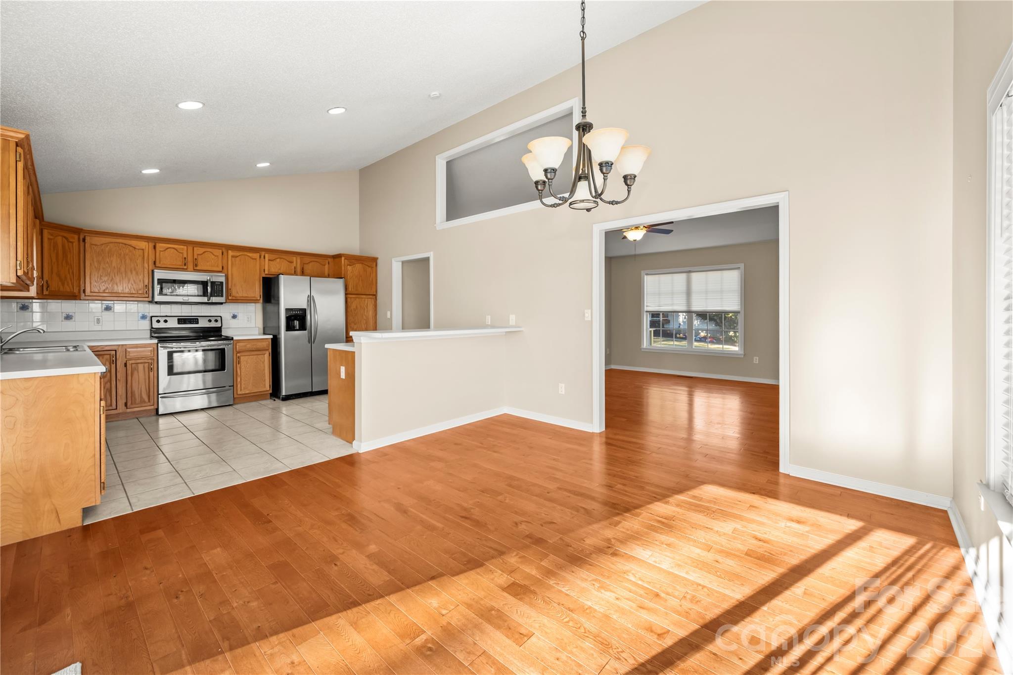 Single Family Residence at 66 Anderson Oaks Drive, Marshall, photo 6 of 25