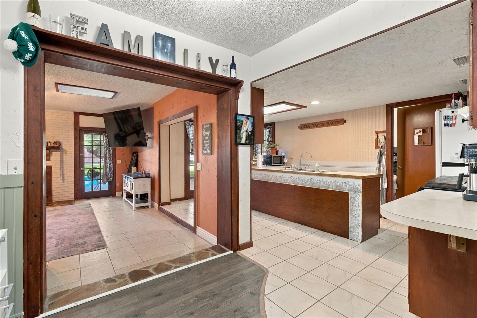 Single Family Residence at 507 OAKWOOD ST, CRESCENT CITY, photo 6 of 25